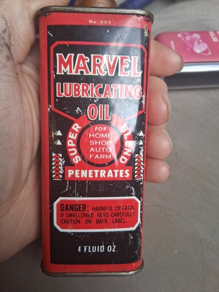 Vintage Marvel Lubricant Oil Can With Spout Advertising Tin Oiler
