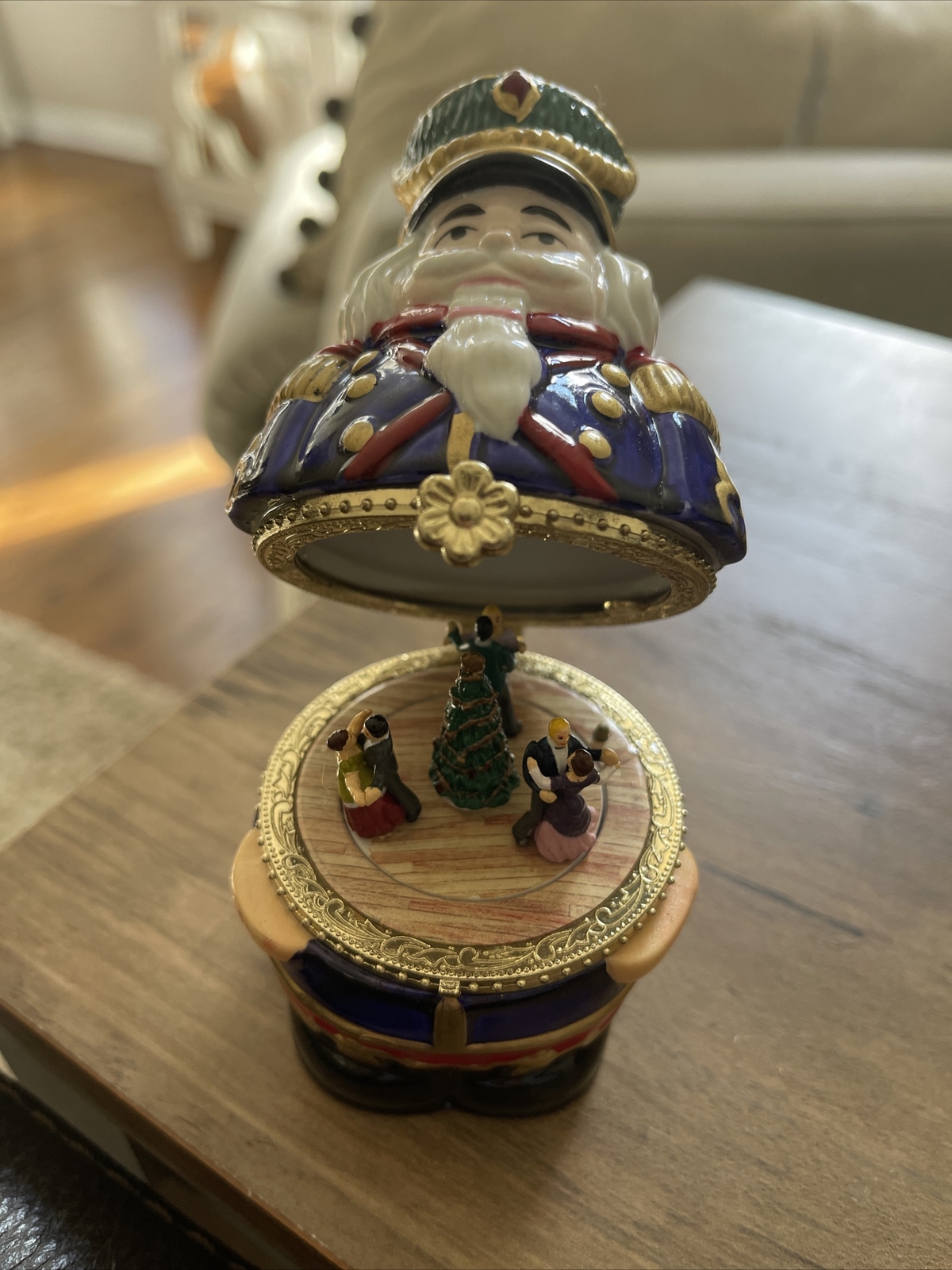 Mr Christmas Toy solider Animated Dancing Couple Music Box