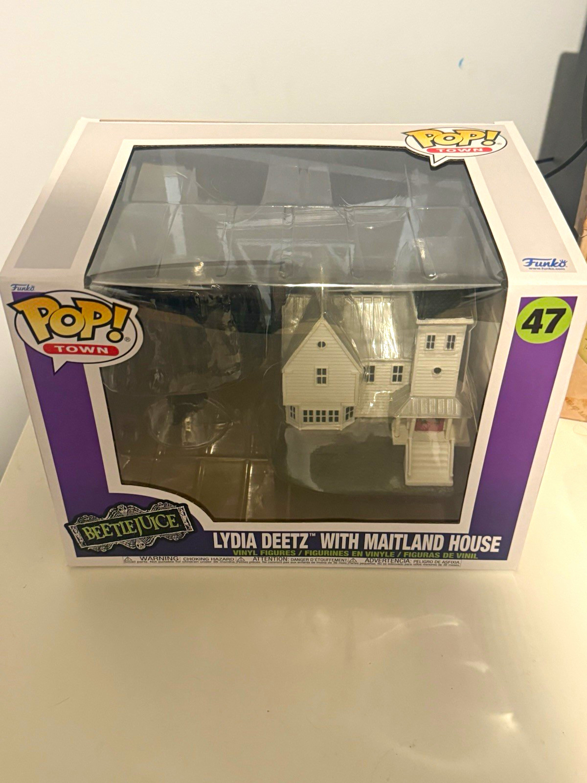 Funko Pop Town Beetlejuice Lydia Deetz with Maitland House Figure #47