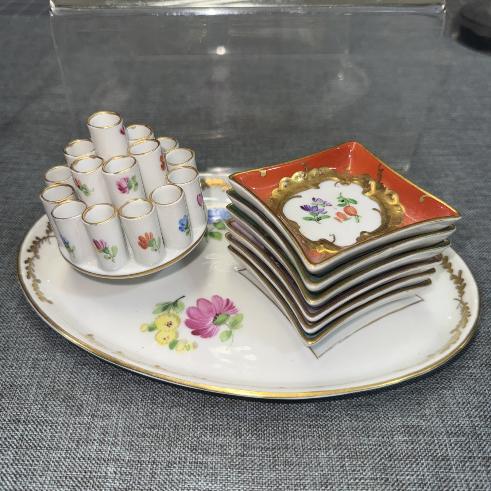 Antique 1872-1920 CARL THIEME Dresden Porcelain Cigarette Holder And Ashtrays