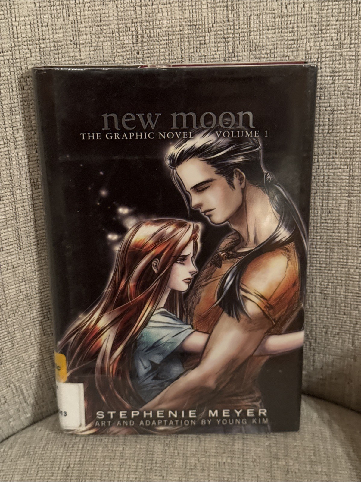 New Moon: the Graphic Novel #1 (Yen Press April 2013) First Edition Ex-Library