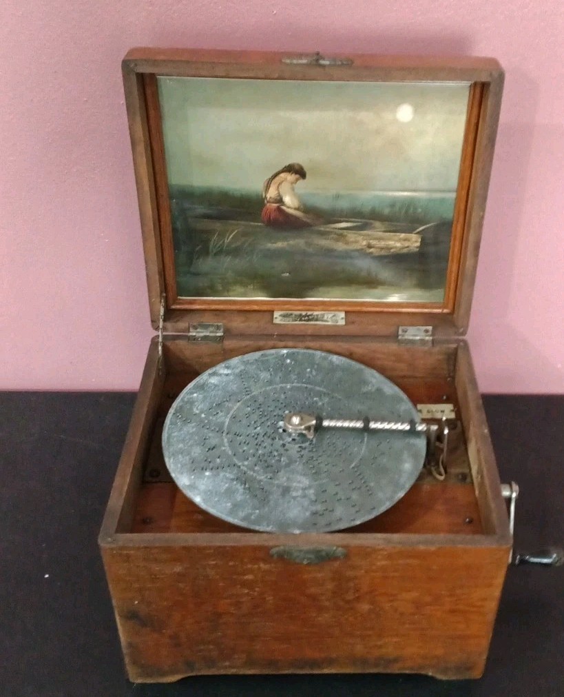  Antique Olympia Music Box 8.75\