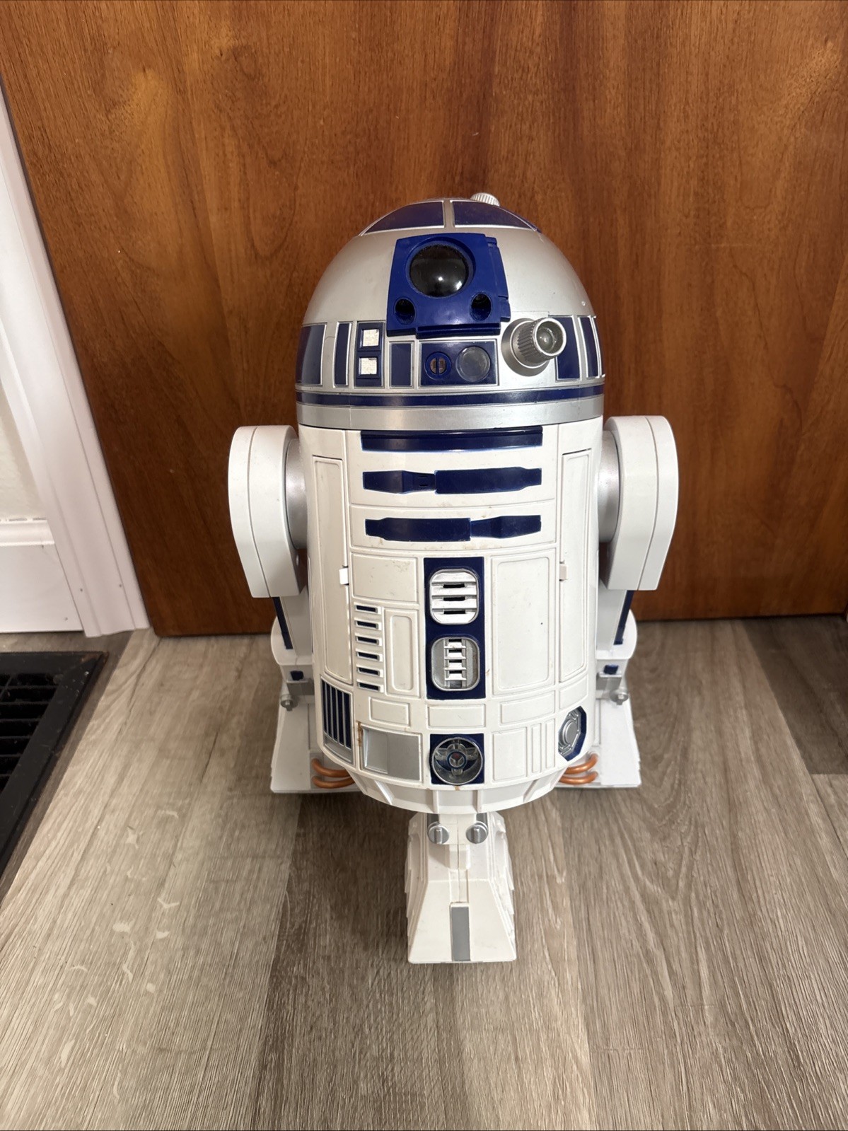 2002 LFL Hasbro Star Wars Voice Activated Interactive R2-D2 16\ 2002 LFL Hasbro Star Wars Voice Activated Interactive R2-D2 16\