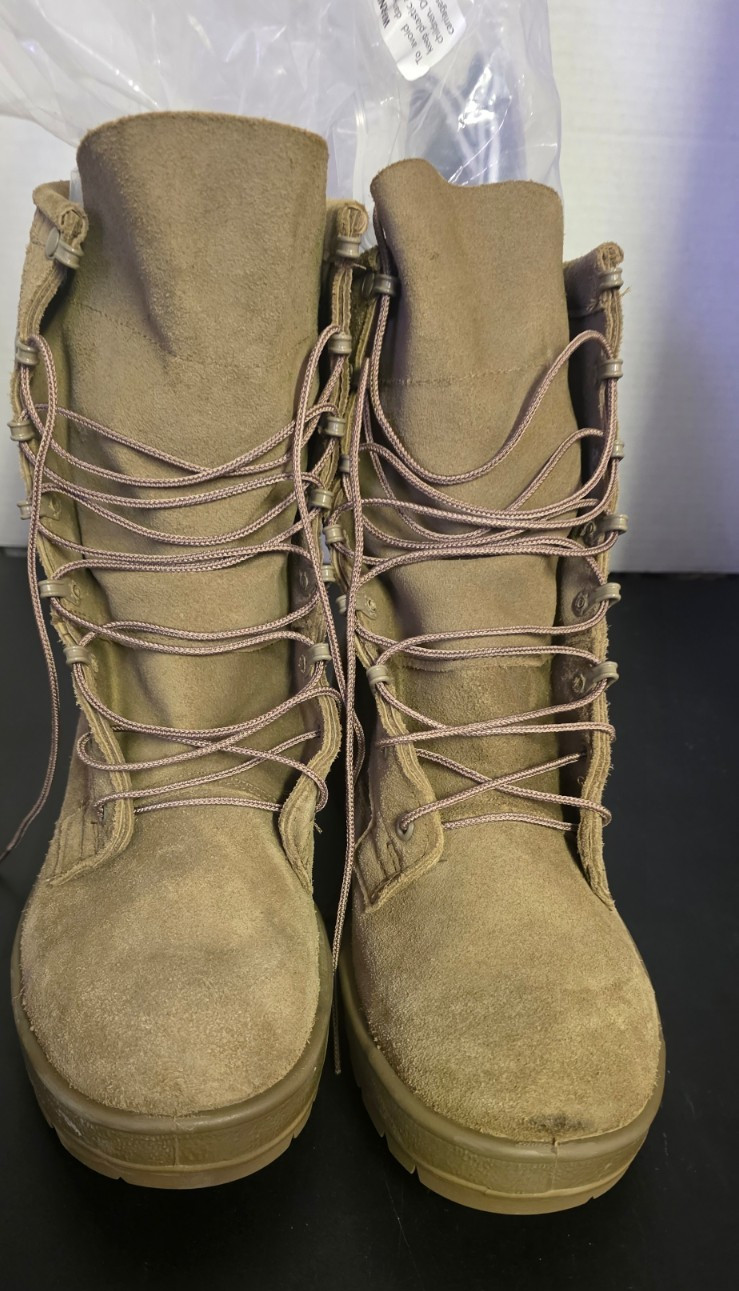 Altama Boots 271/98 US Military Combat SPE1C1-17-D-1068 Gore Tex SIZE 9 R Altama Boots 271/98 US Military Combat SPE1C1-17-D-1068 Gore Tex SIZE 9 R