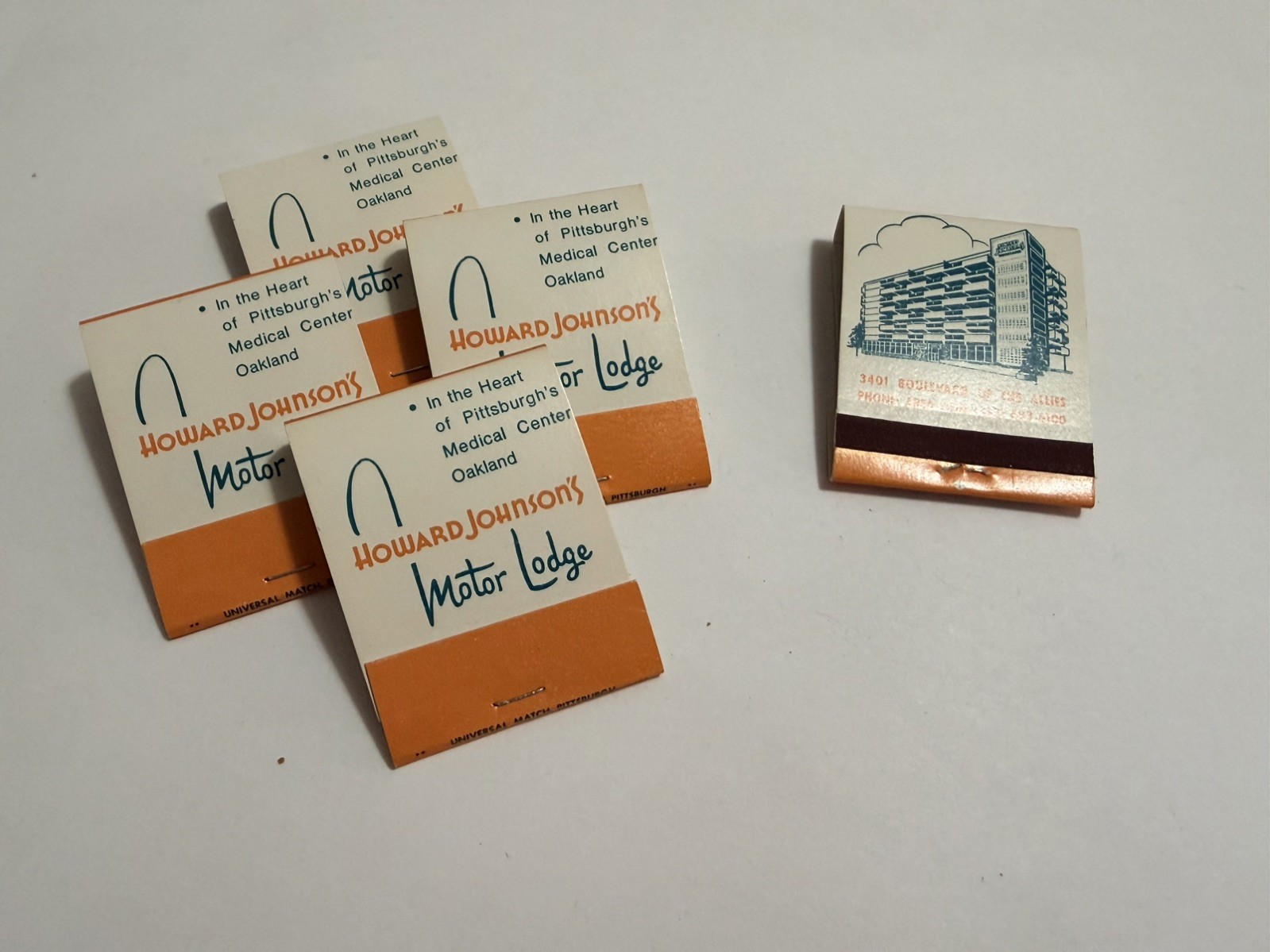 Lot of Vintage MCM Matchbooks Howard Johnsons Motor Lodge - PGH, PA Unstruck