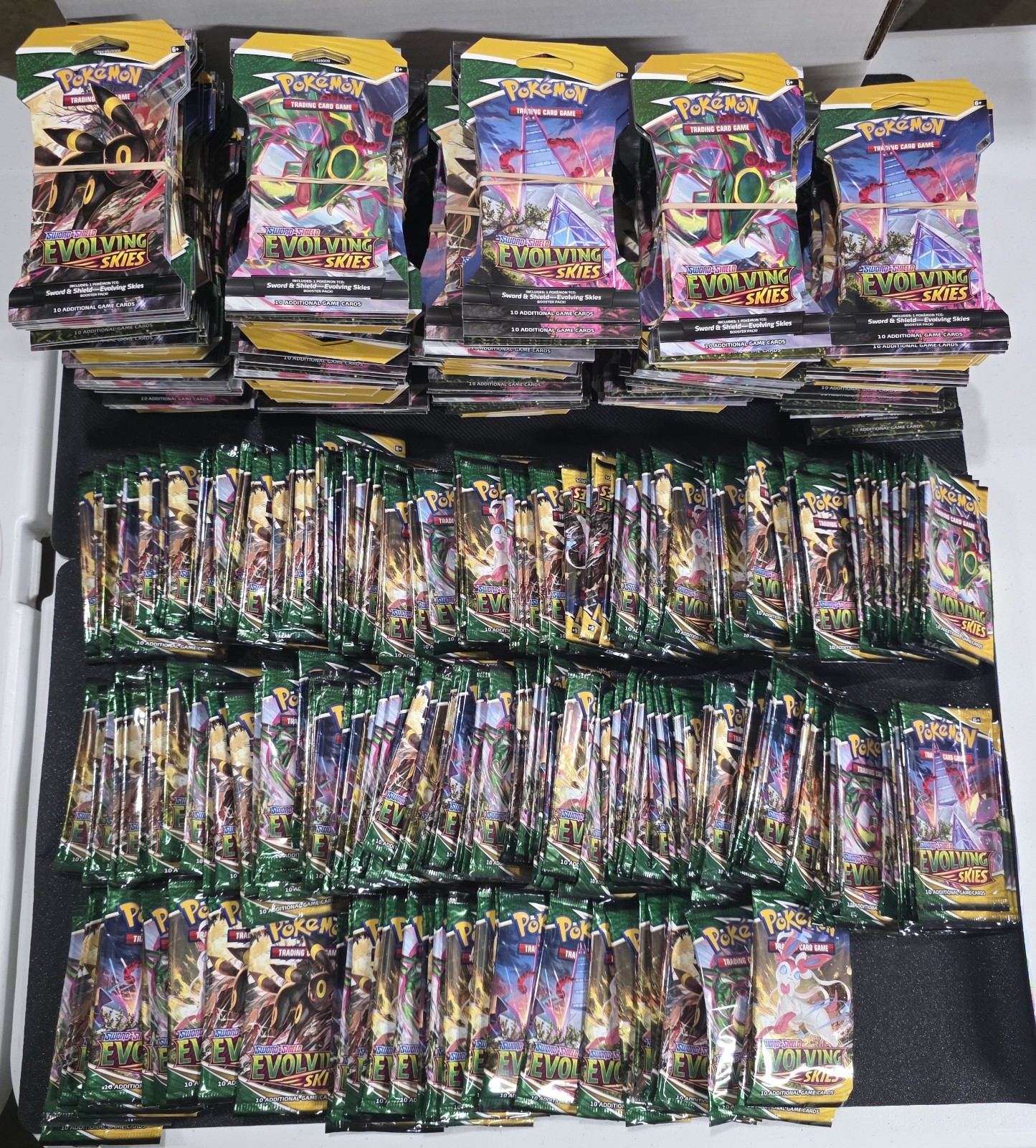 Lot of 339 Evolving Skies Sleeve W/ Estimate 323 Plastic Artwork Pokemon TCG