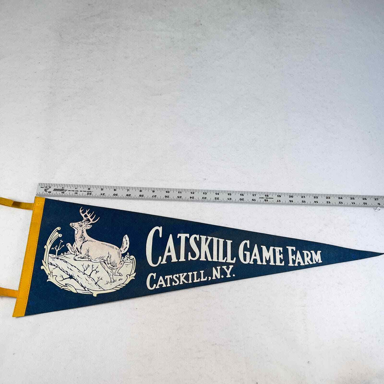 Catskill Game Farm NY VINTAGE Felt Pennant Medium ~27\
