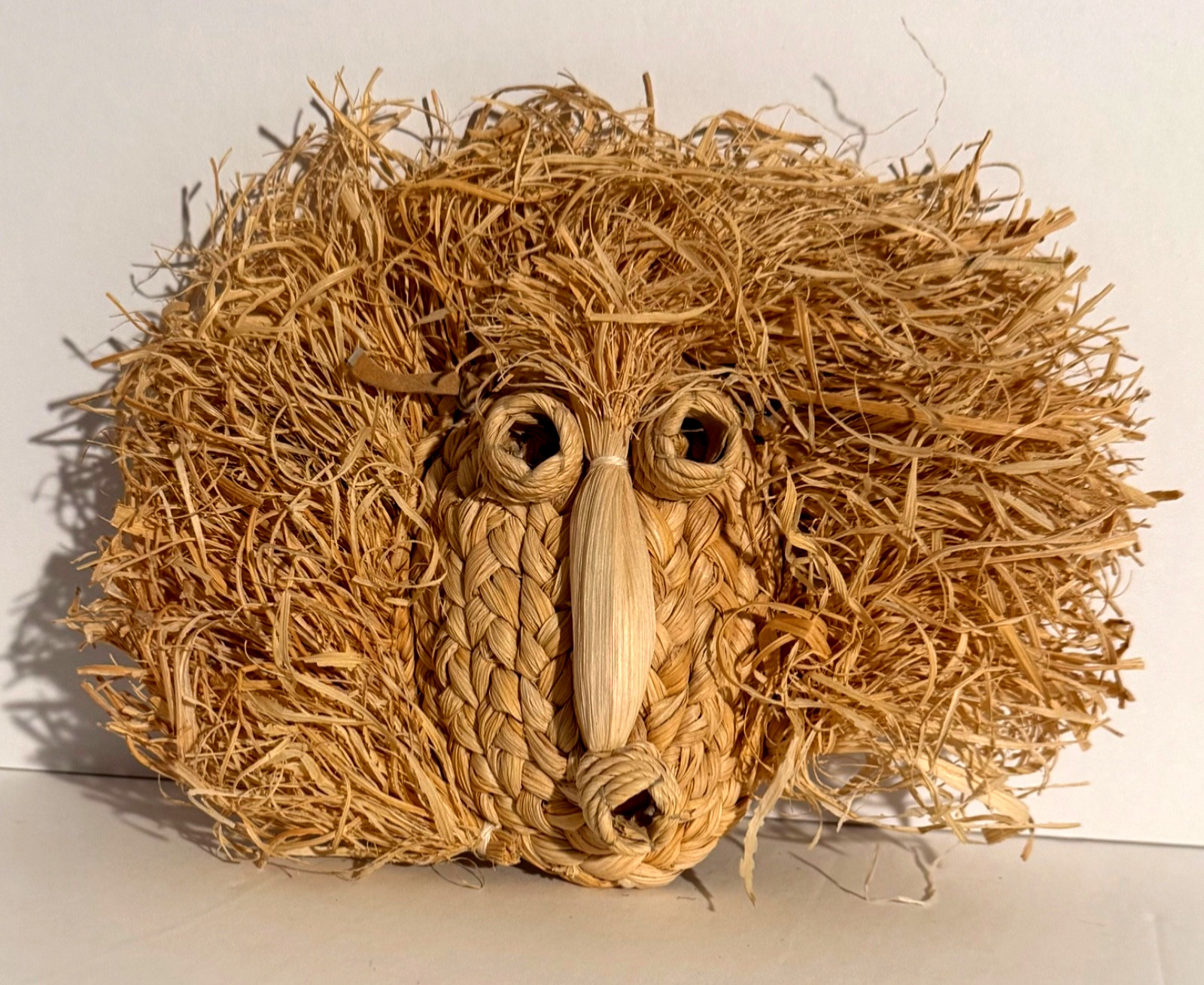 EXCEPTIONAL VINTAGE NEW YORK IROQUOIS CORN HUSK MASK, EXCELLENT-MINT