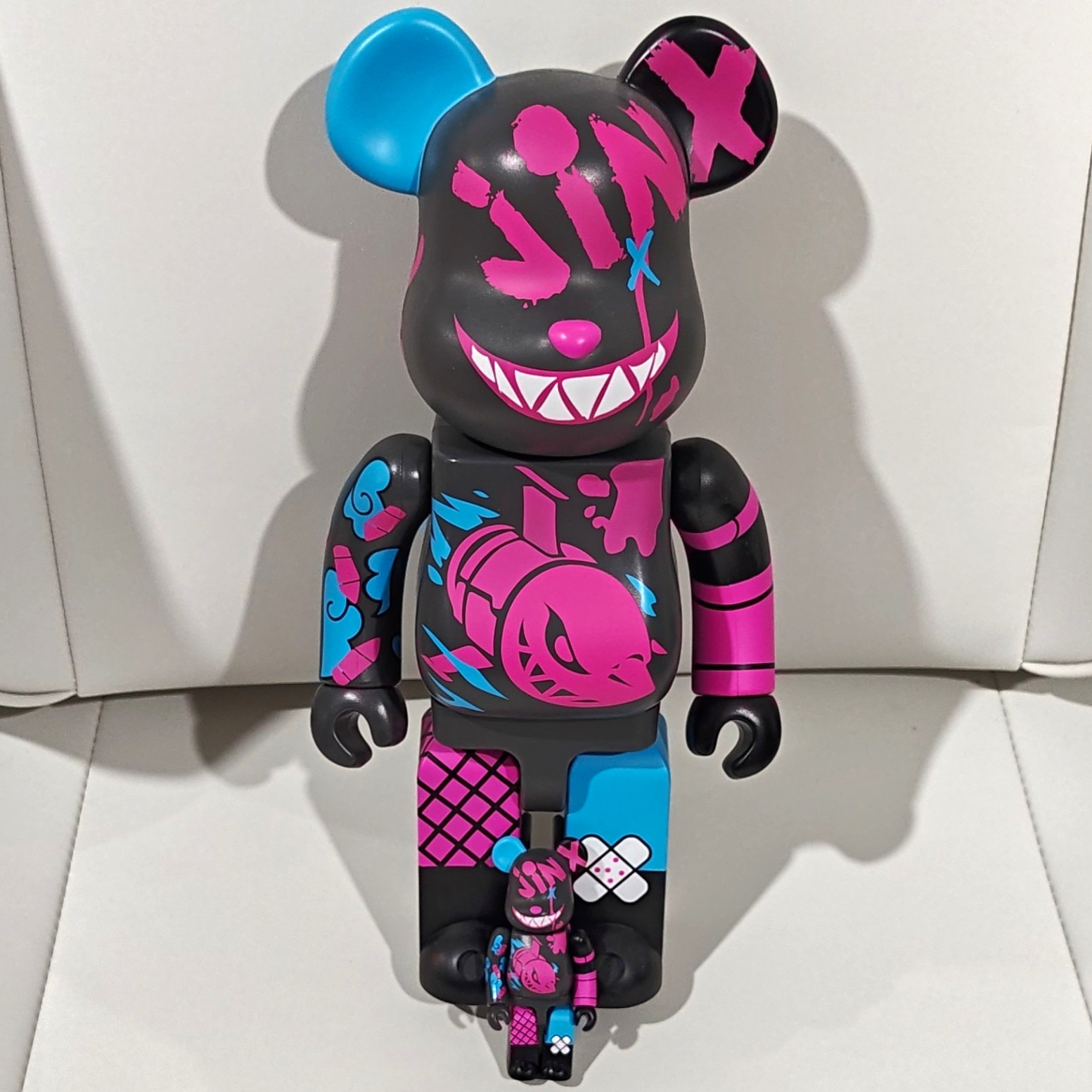 Medicom Toy BE@RBRICK Jinx Vinyl Figure Designer 400% & 100%