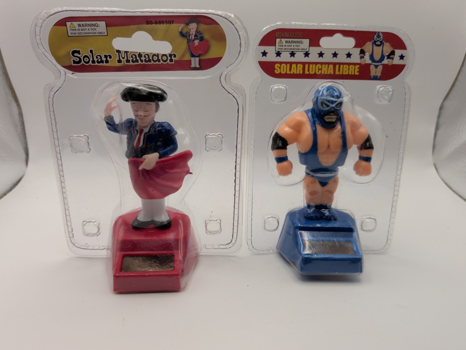 NEW El Matador & Luchador Solar Powered Dancing Bobble Head Dance (I)