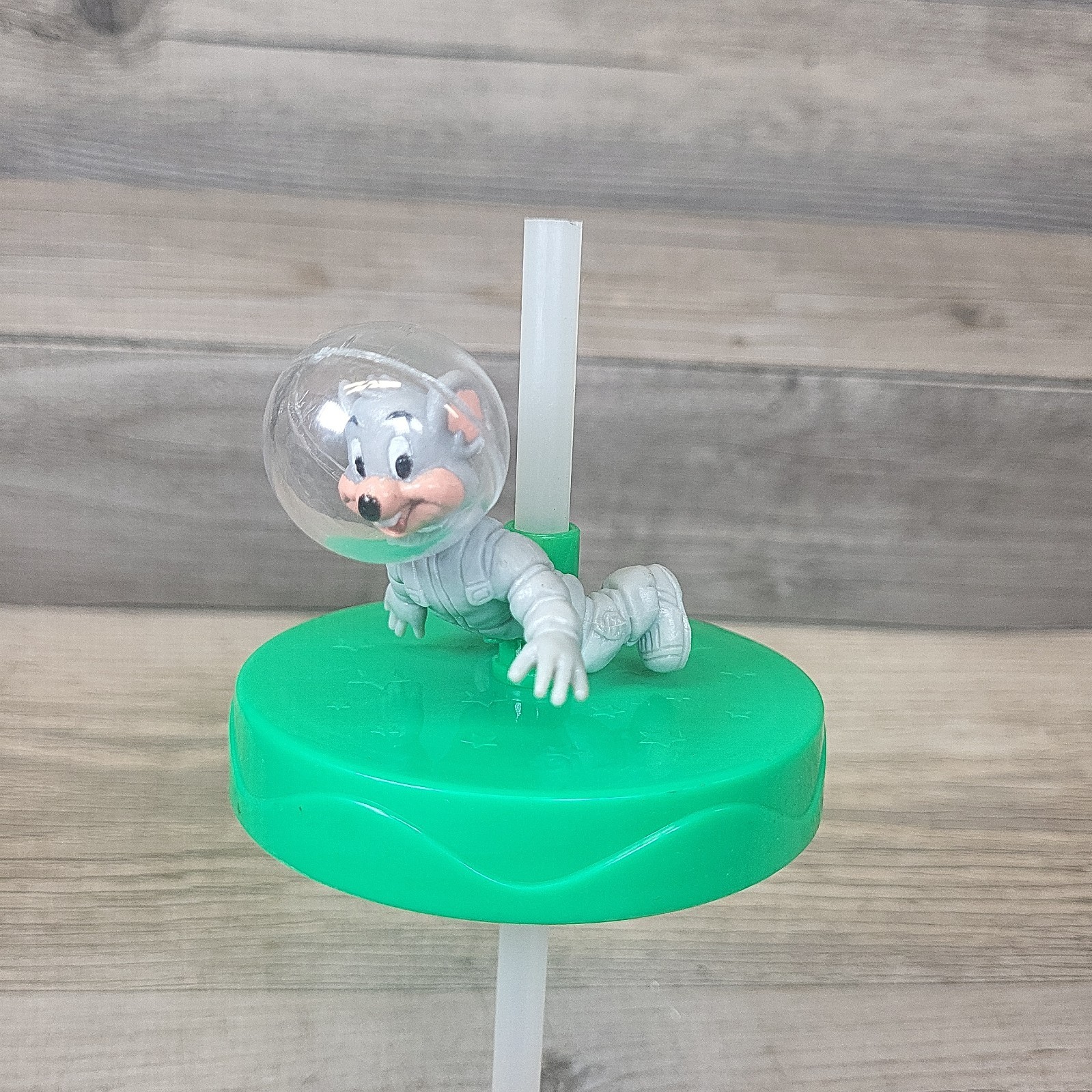 Ultra Rare Chuck E. Cheese Cup Astronaut Topper Only With Helmet 