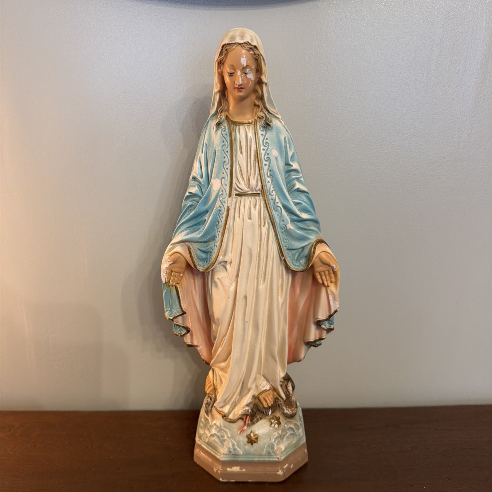 Vtg 13.5 In CS 113 Virgin Mary Madonna Chalkware/Plaster Statue