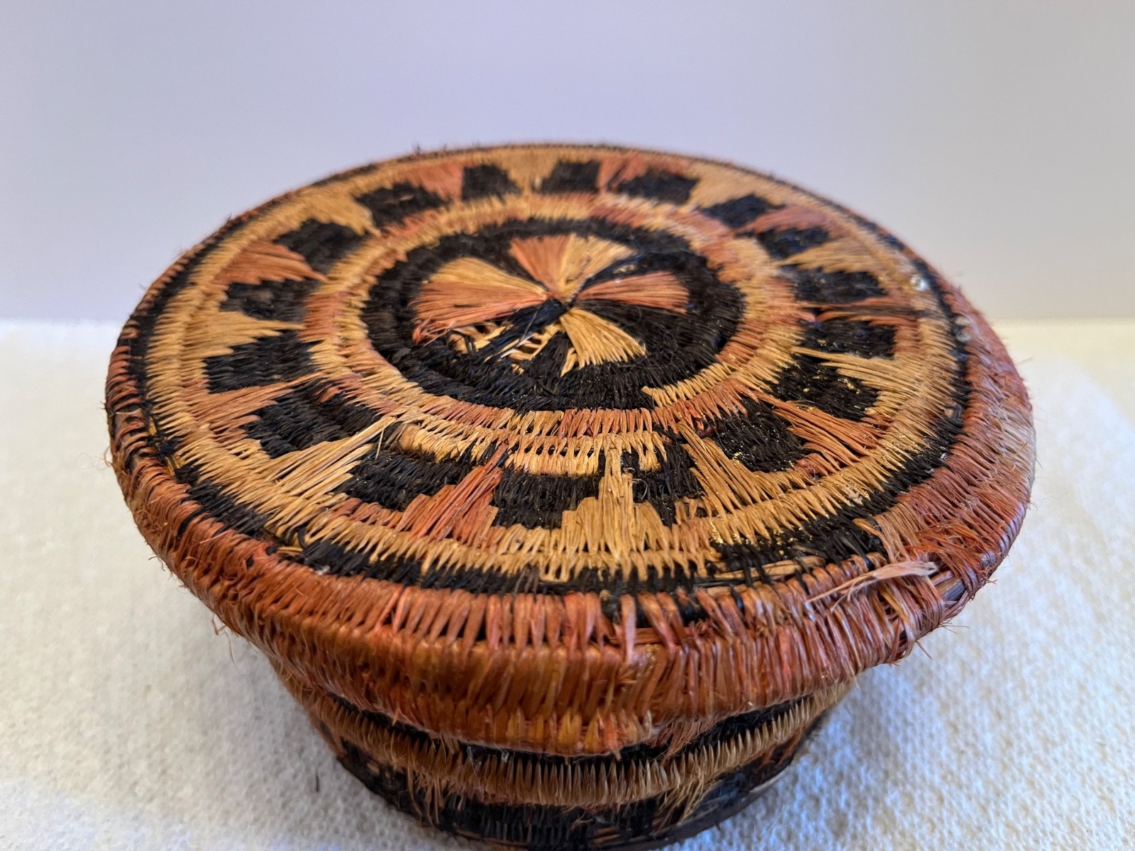 Vintage Native American Birch Bark Porcupine Quillwork Trinket Box  Design