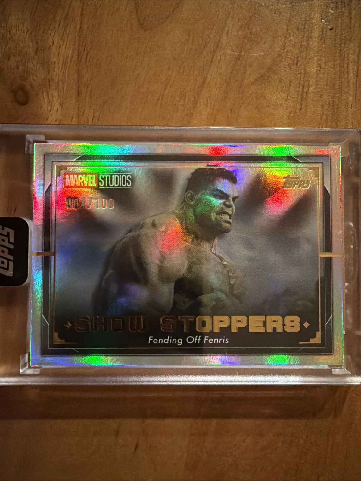 2025 Topps Marvel The Collector- Show Stoppers Hulk Fending Off Fenris /100