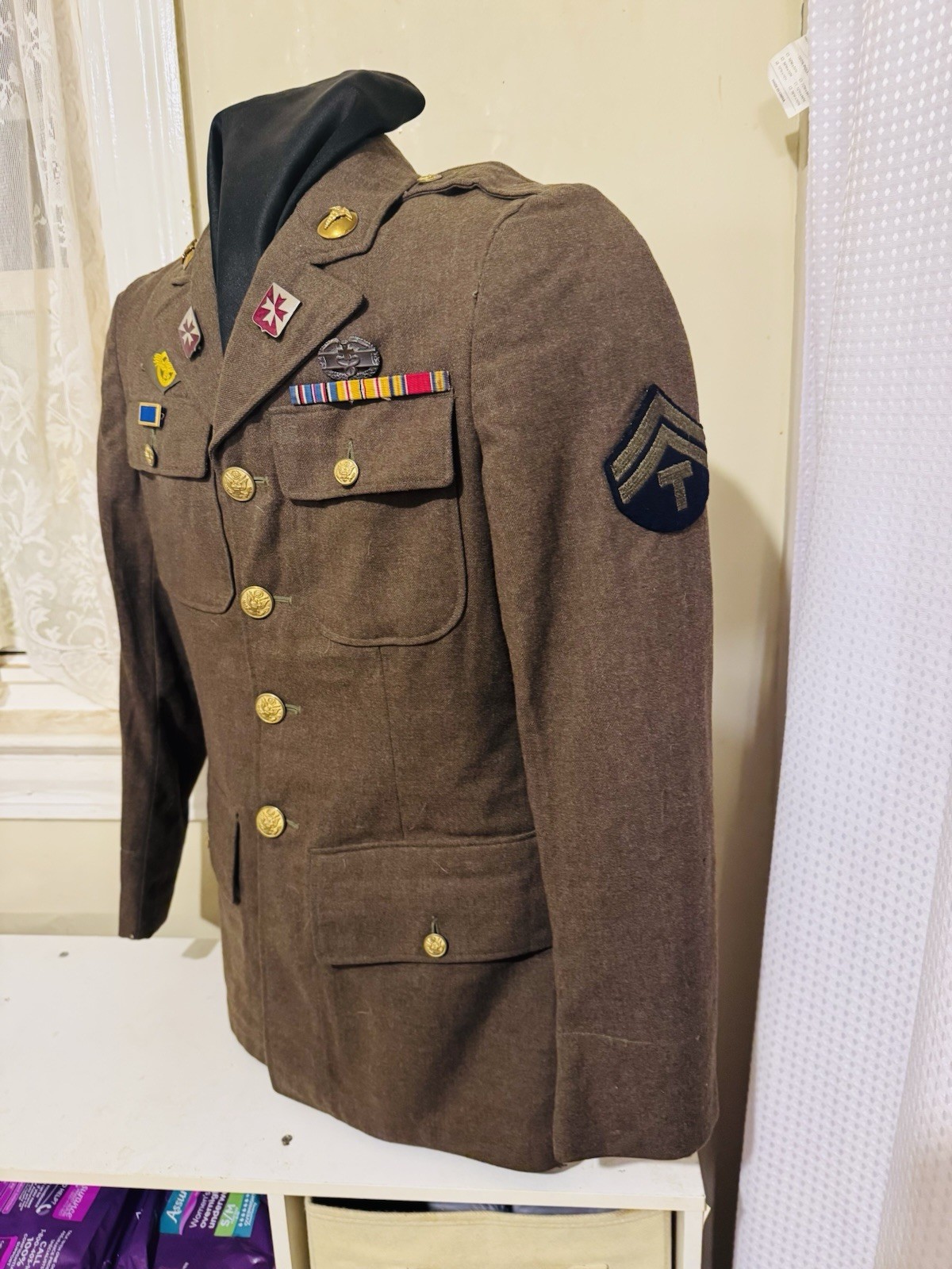 WWII M1942 EM Wool Service Coat, 14th field Artillery (MECZ) 2AD COMBAT MEDIC 