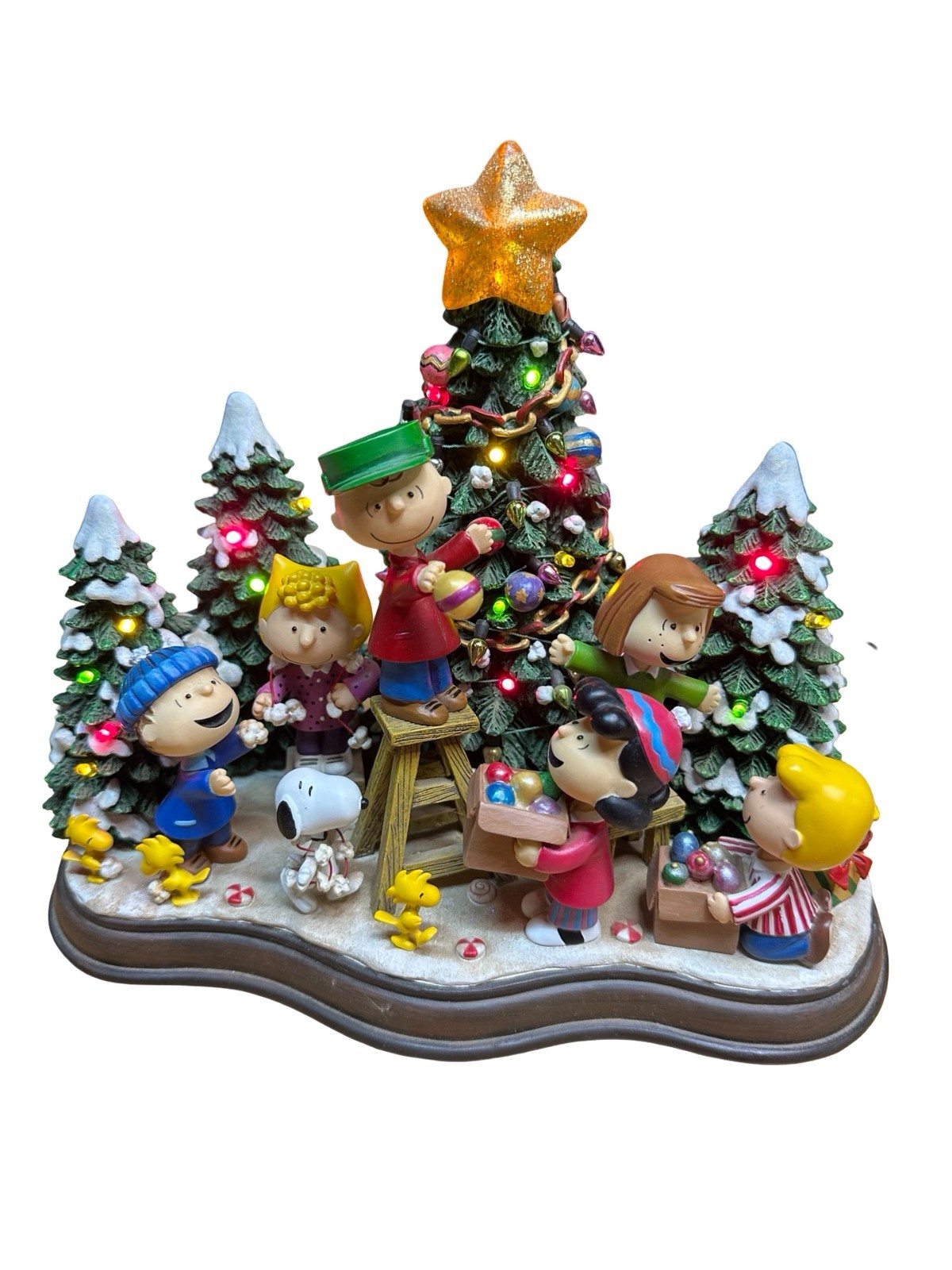 Danbury Mint Peanuts “Christmas Time Is Here” Lighted Sculpture. Complete.