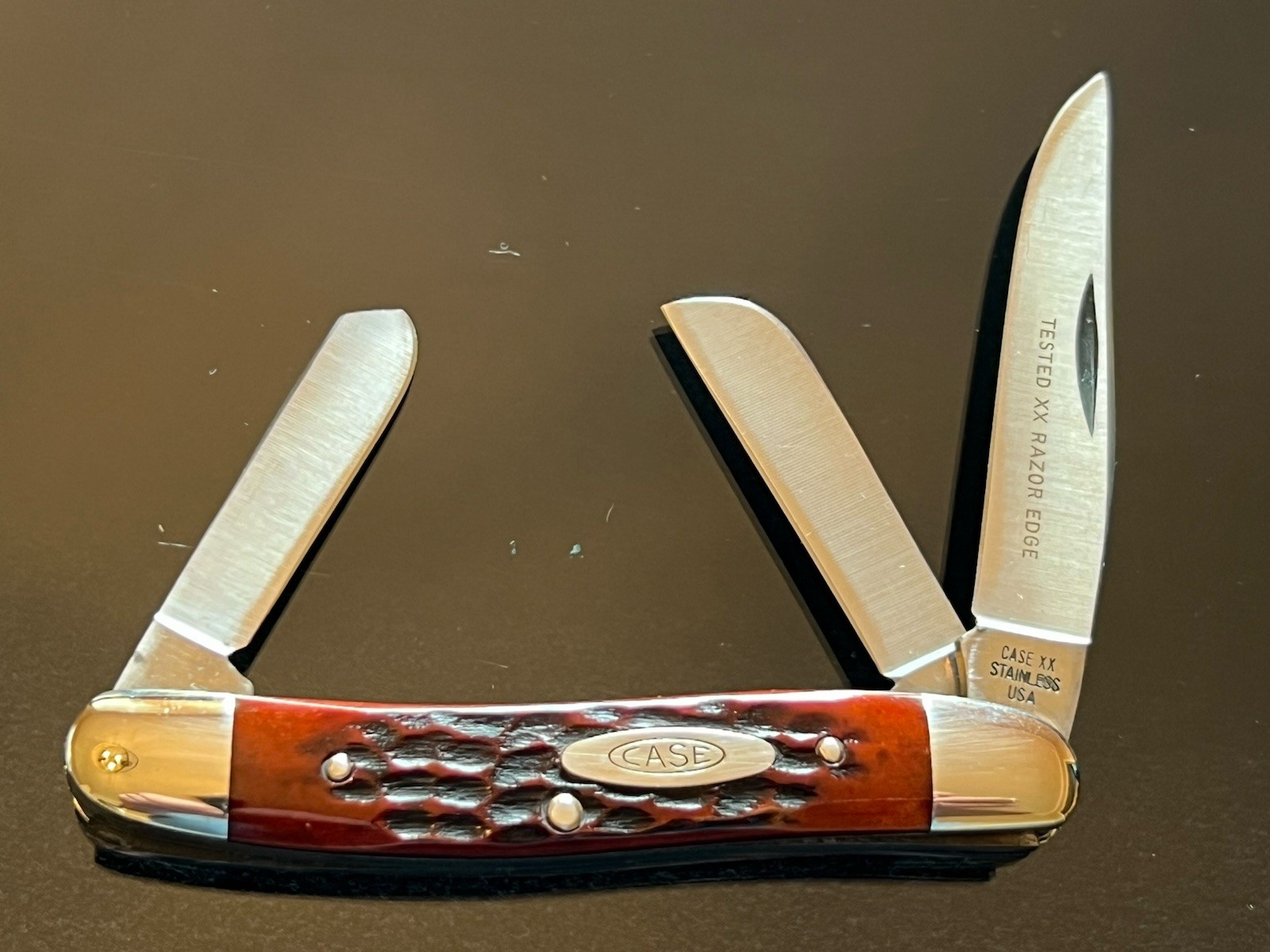CASE XX USA 1975/5 ….. Dots Tested XX Razor Edge RED BONE KNIFE 6318 HPSS MINT