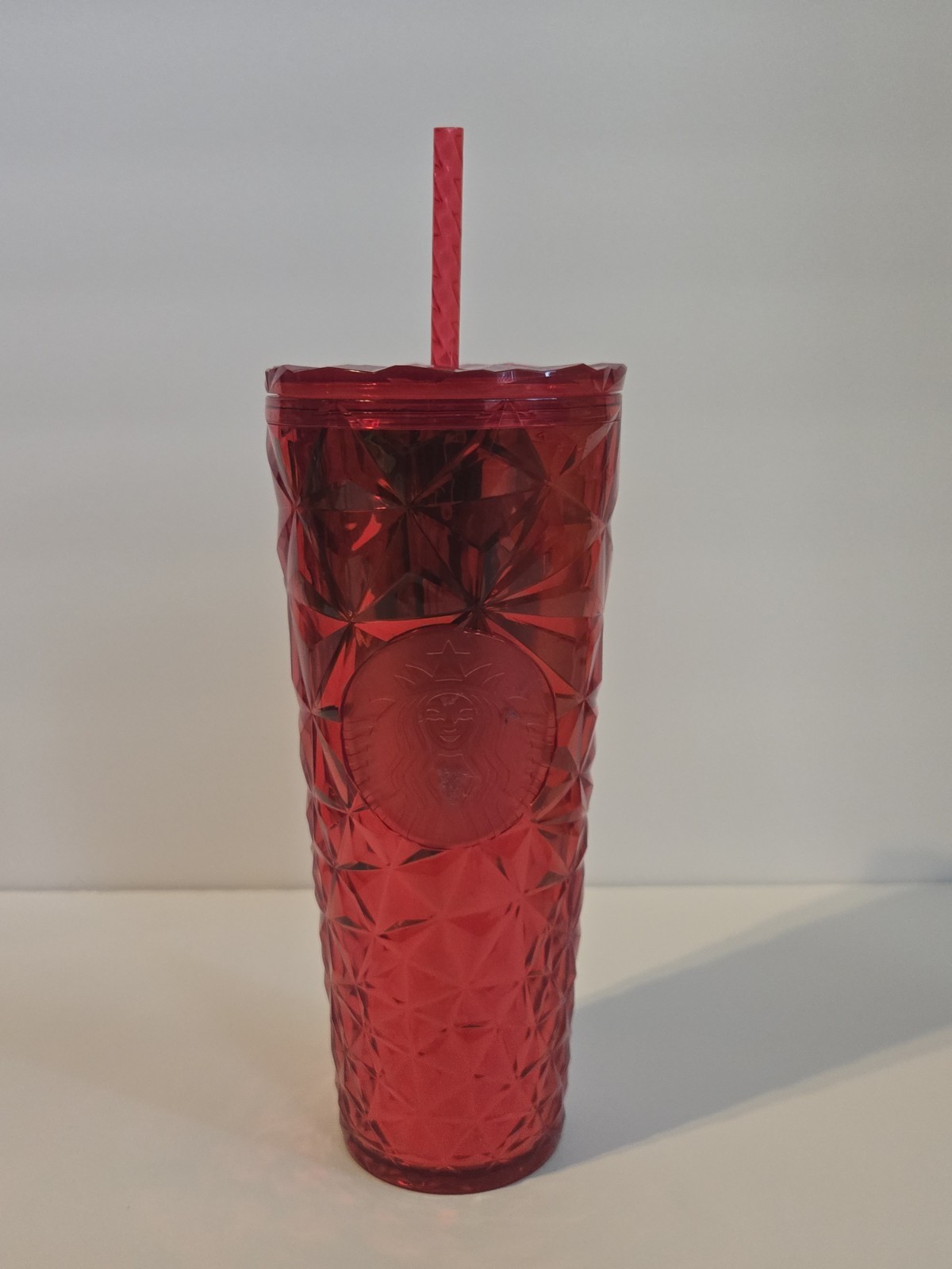 Starbucks Red Textured Cold Cup Tumbler with Straw Coffee & Tea Theme Starbucks Red Textured Cold Cup Tumbler with Straw Coffee & Tea Theme