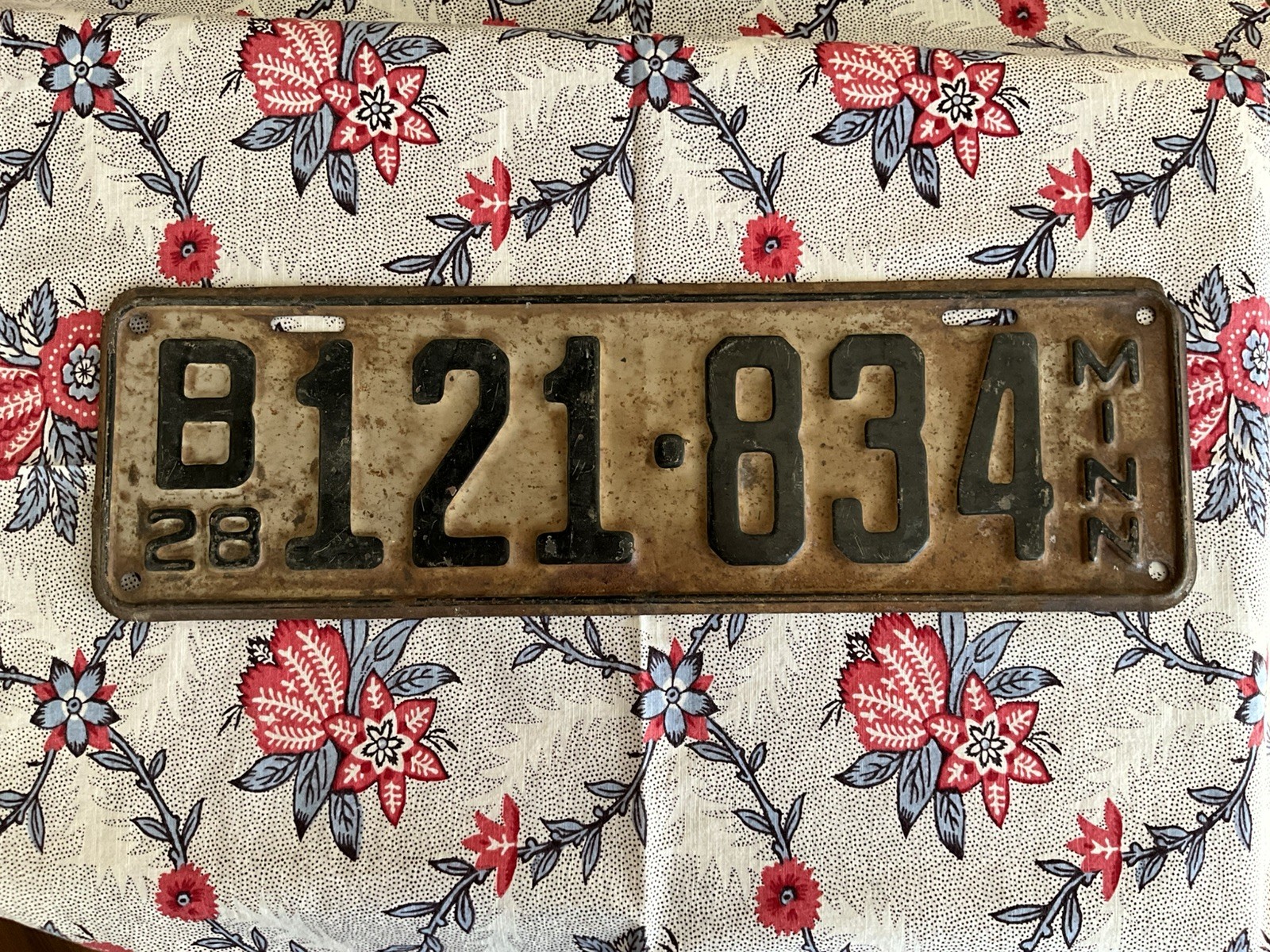 1928 Minnesota License Plate