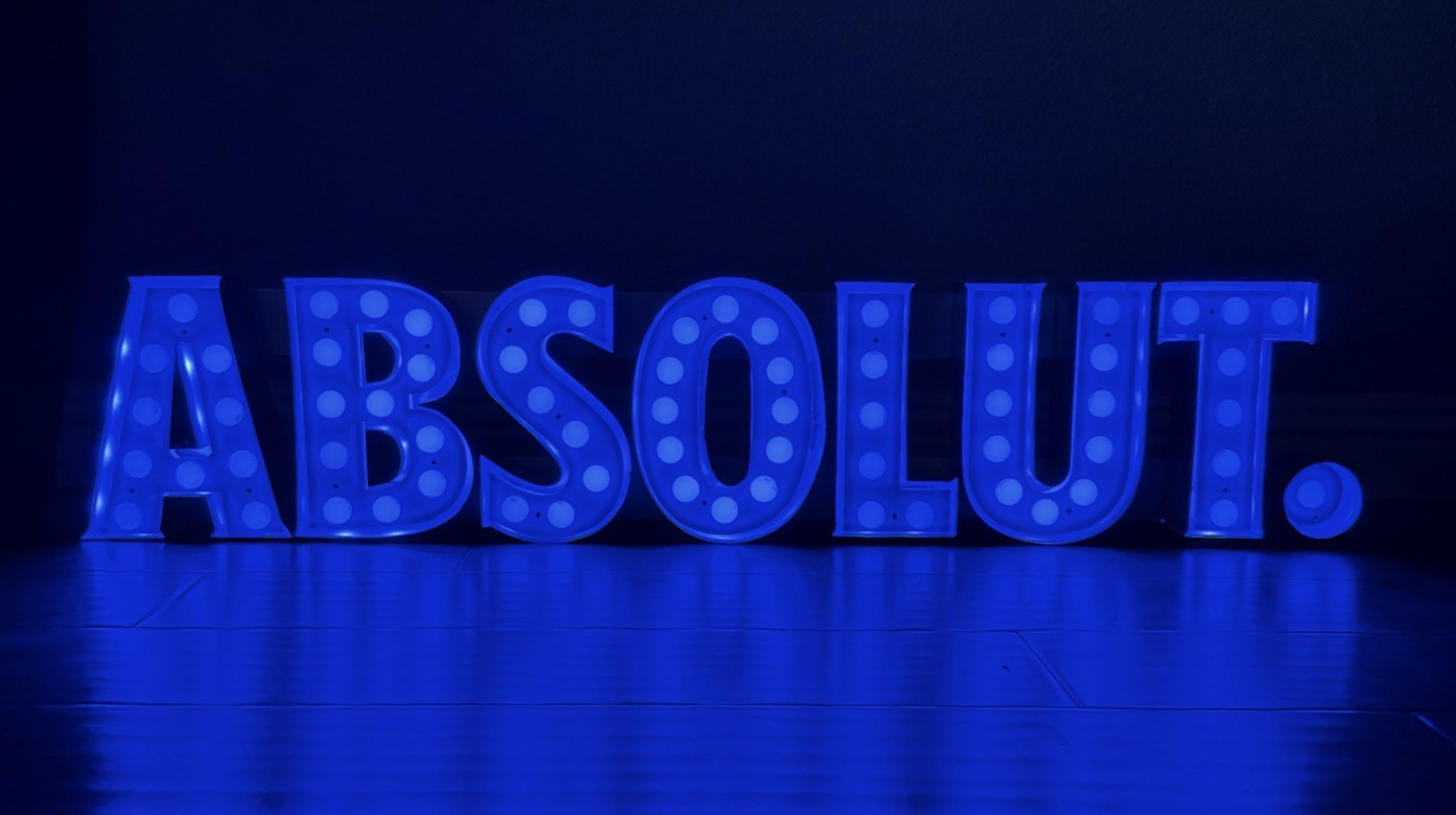 Absolut Vodka Marquee Blue LED Metal Bar Pub Standing Or Wall Hanging Sign *NEW*