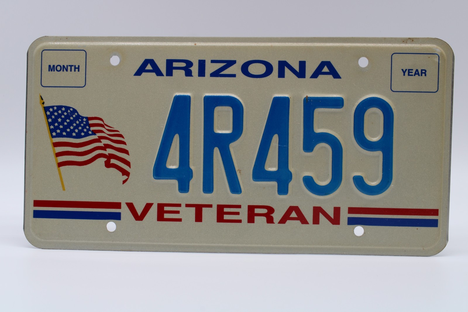US - ARIZONA - VETERAN series license plate - very nice original 4R459