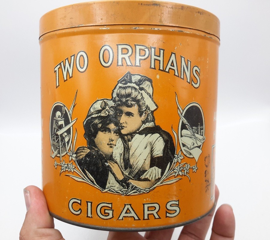 Vintage Two Orphans Cigar Advertising Tin. Beautiful Condition.