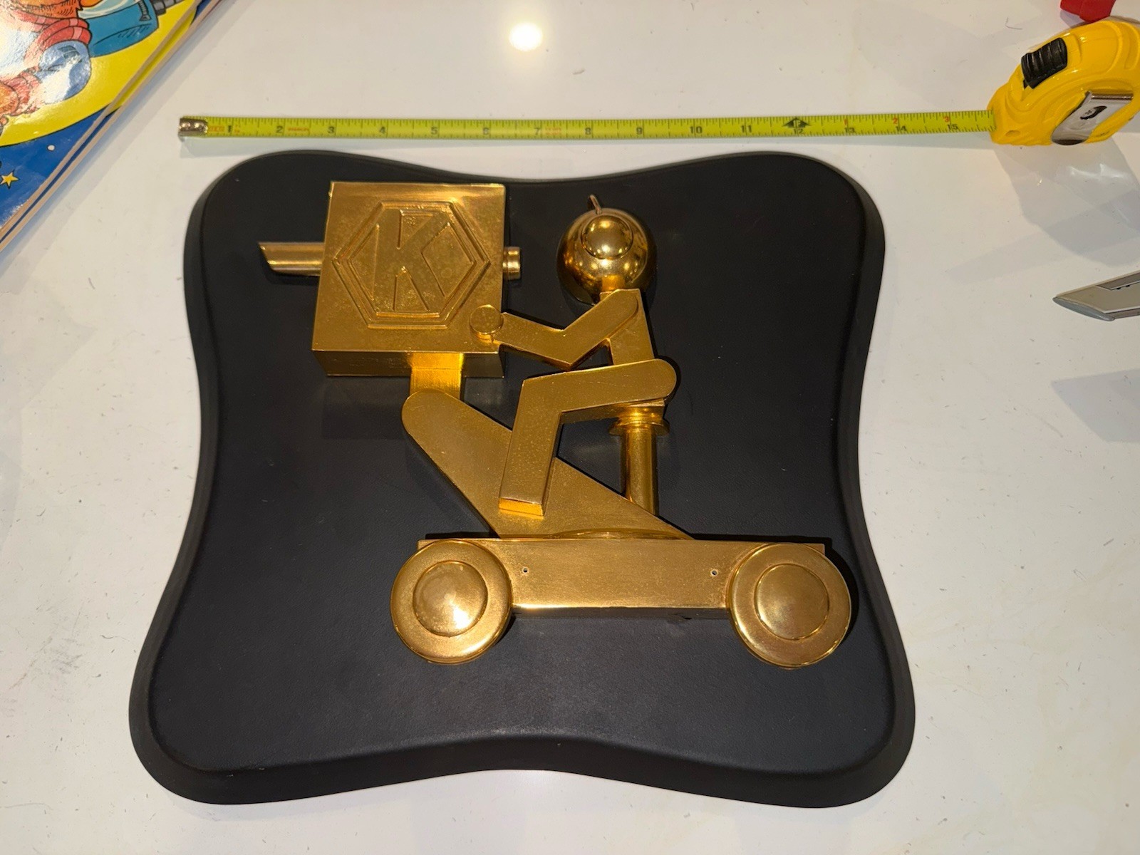 Vintage 1950s Kraft Television Cameraman Wall Plaque Award Vintage 1950s Kraft Television Cameraman Wall Plaque Award
