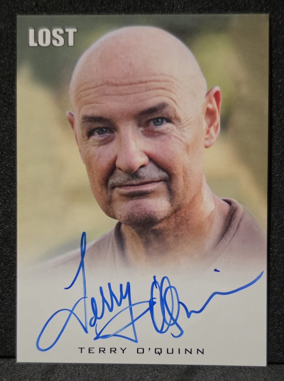 2010 Rittenhouse Lost Seasons 1-5 Terry O'Quinn as John Locke Auto Autograph
