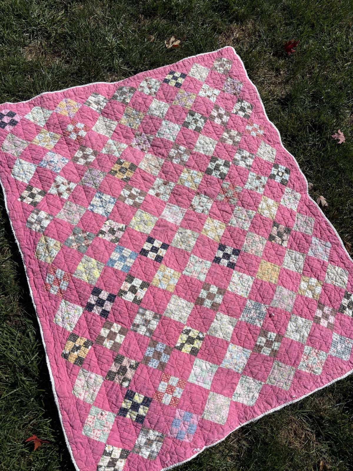 VTG Handmade Patchwork Quilt Pink Multi Diamond Scrap Farmhouse Cottage READ