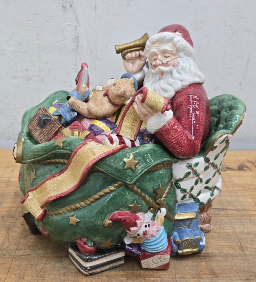 Fitz and Floyd Old Fashioned Christmas Santa Sleigh and Presents Cookie Jar 4.5q