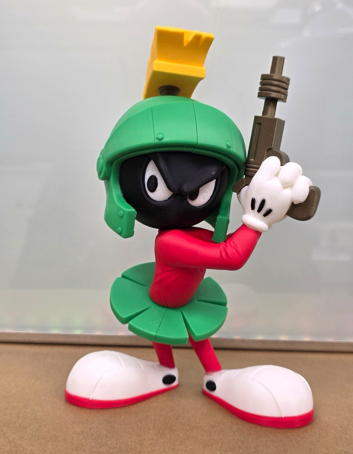 Marvin the Martian Looney Tunes Plastic Figurine w/Ray Gun  8 inch tall