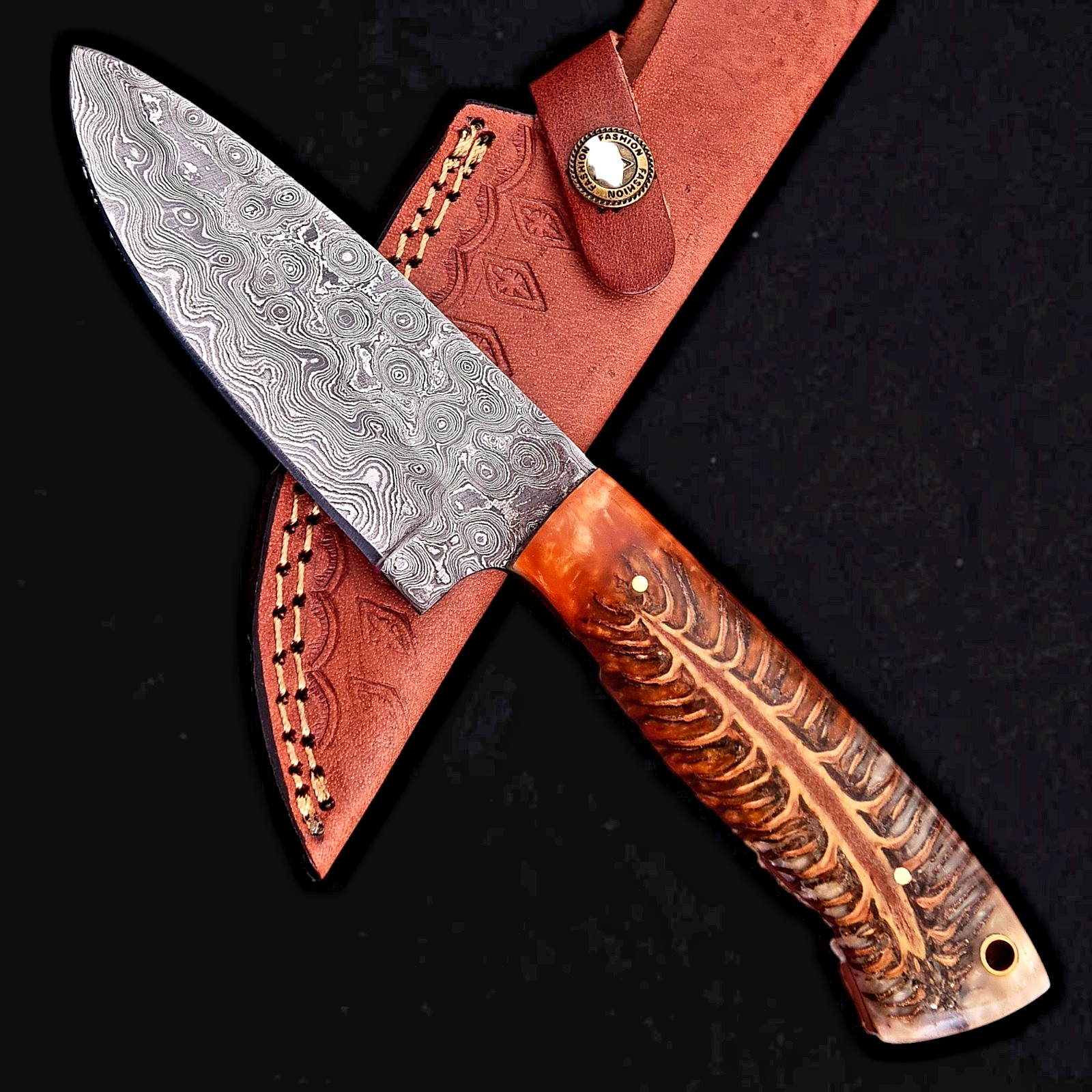 Custom Made Damascus Steel Hunting Skinner Knife PineCone Resin Handle 2942 Custom Made Damascus Steel Hunting Skinner Knife PineCone Resin Handle 2942