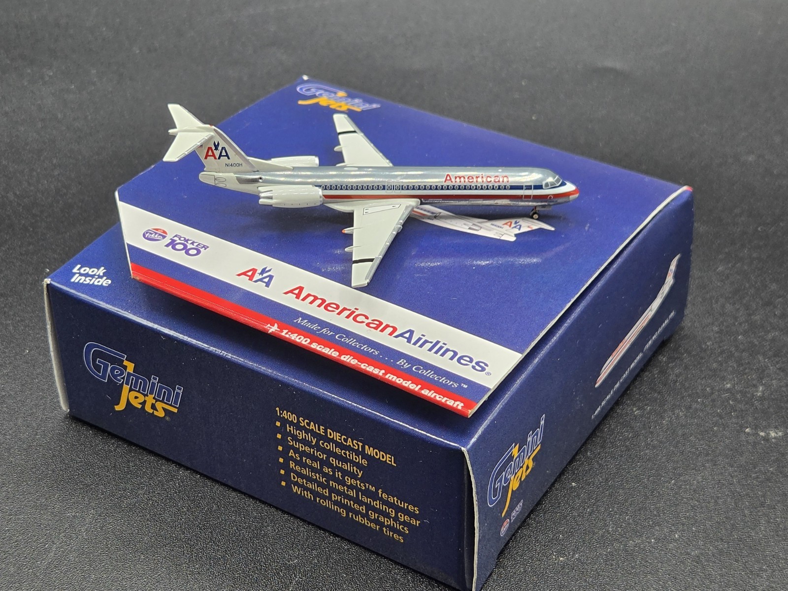 Gemini Jets American Airlines Fokker 100 1:400 N1400H - GJAAL104 Gemini Jets American Airlines Fokker 100 1:400 N1400H - GJAAL104