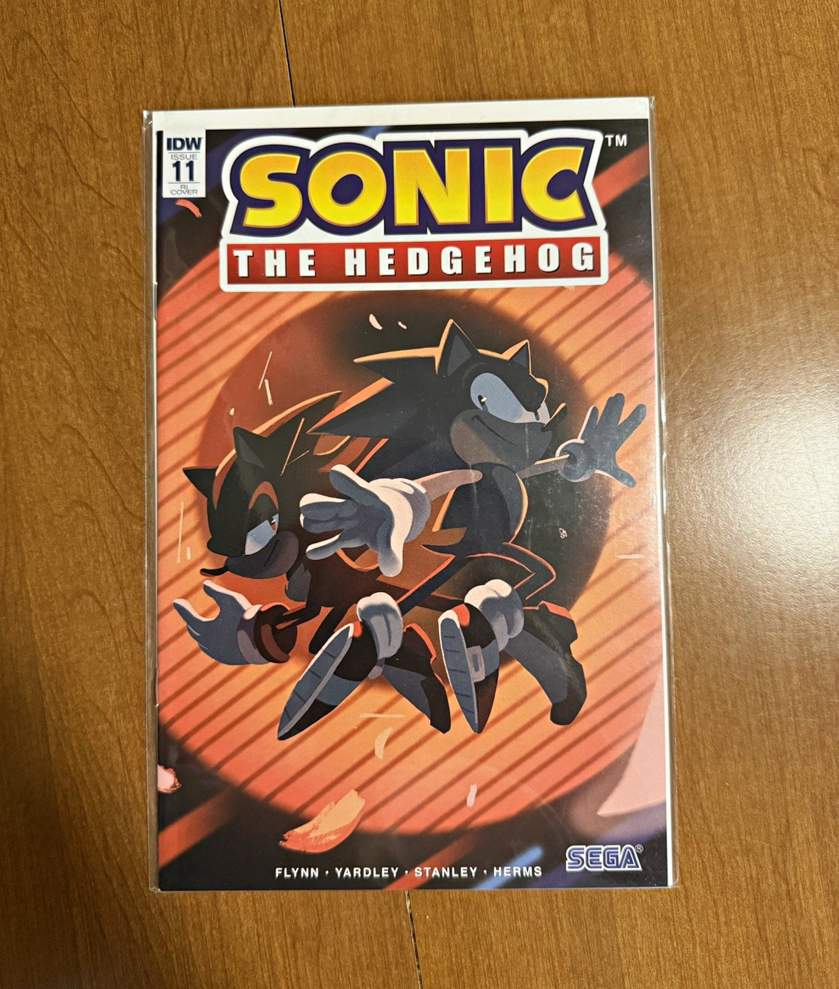 Sonic the Hedgehog #11 RI 1:10 Retailer Incentive Variant IDW 2018 Shadow RARE
