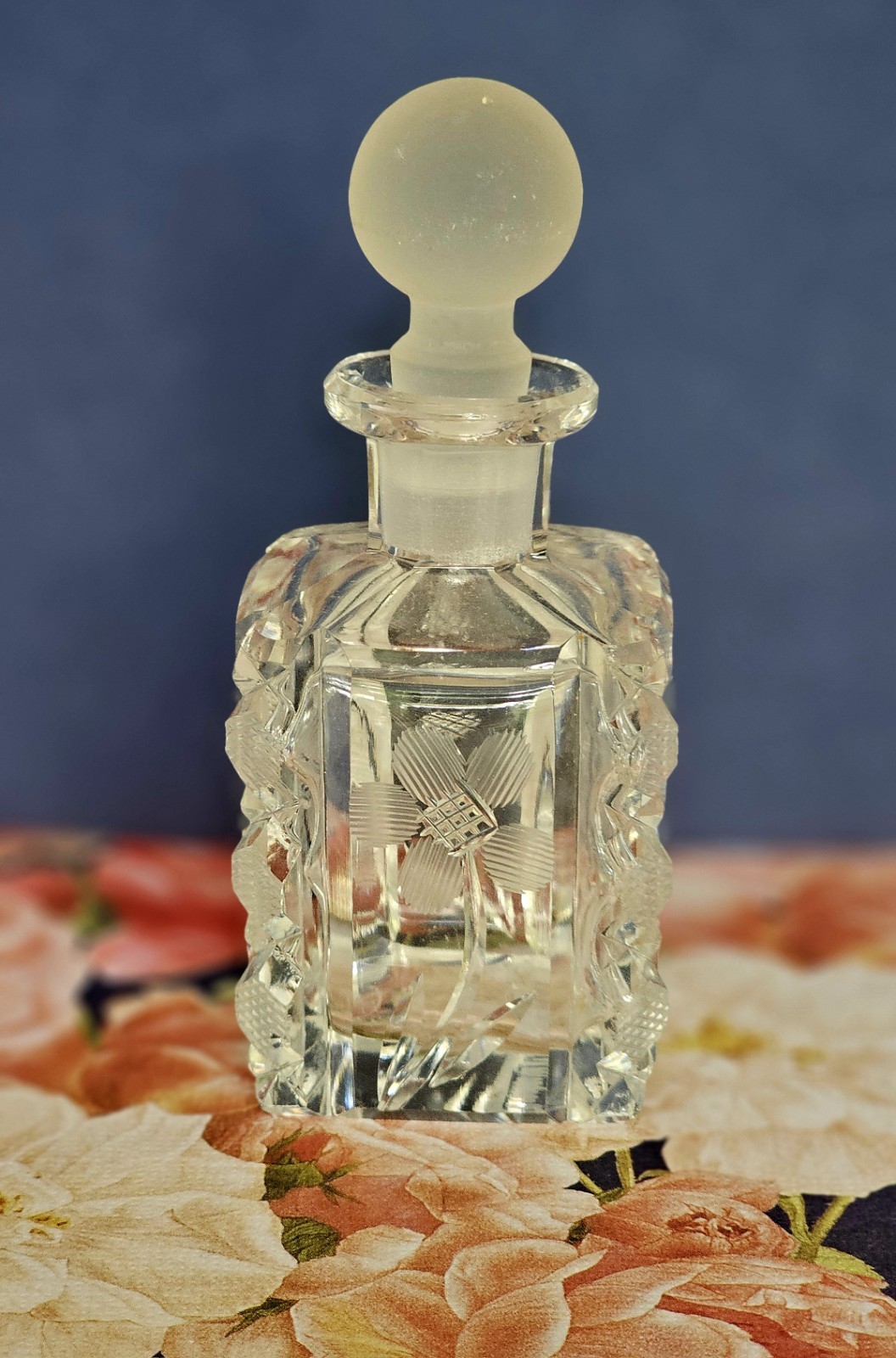 Antique Bohemian Cut Crystal Perfume Bottle With Frosted Ball Stopper 1920-1935