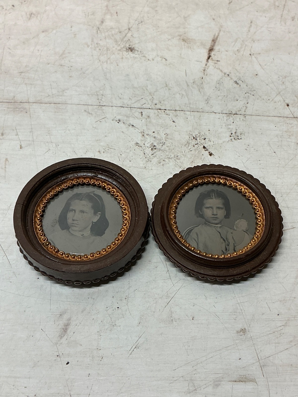 1860s Oreo Union Case Krainik 733 Thermoplastic Double Tintype Girls Doll Scarce