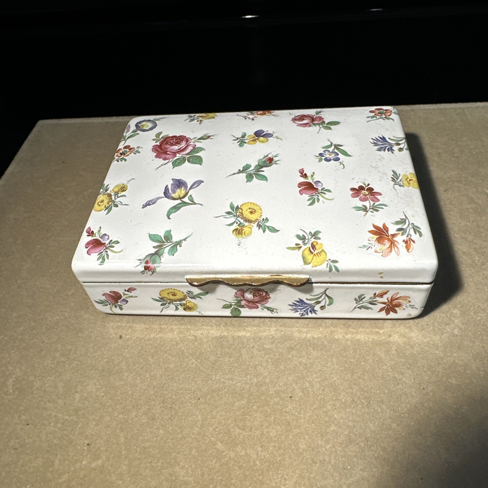 CARTIER NEW YORK Enamel Hand Painted Large Trinket Box~Bilston & Battersea (BB).