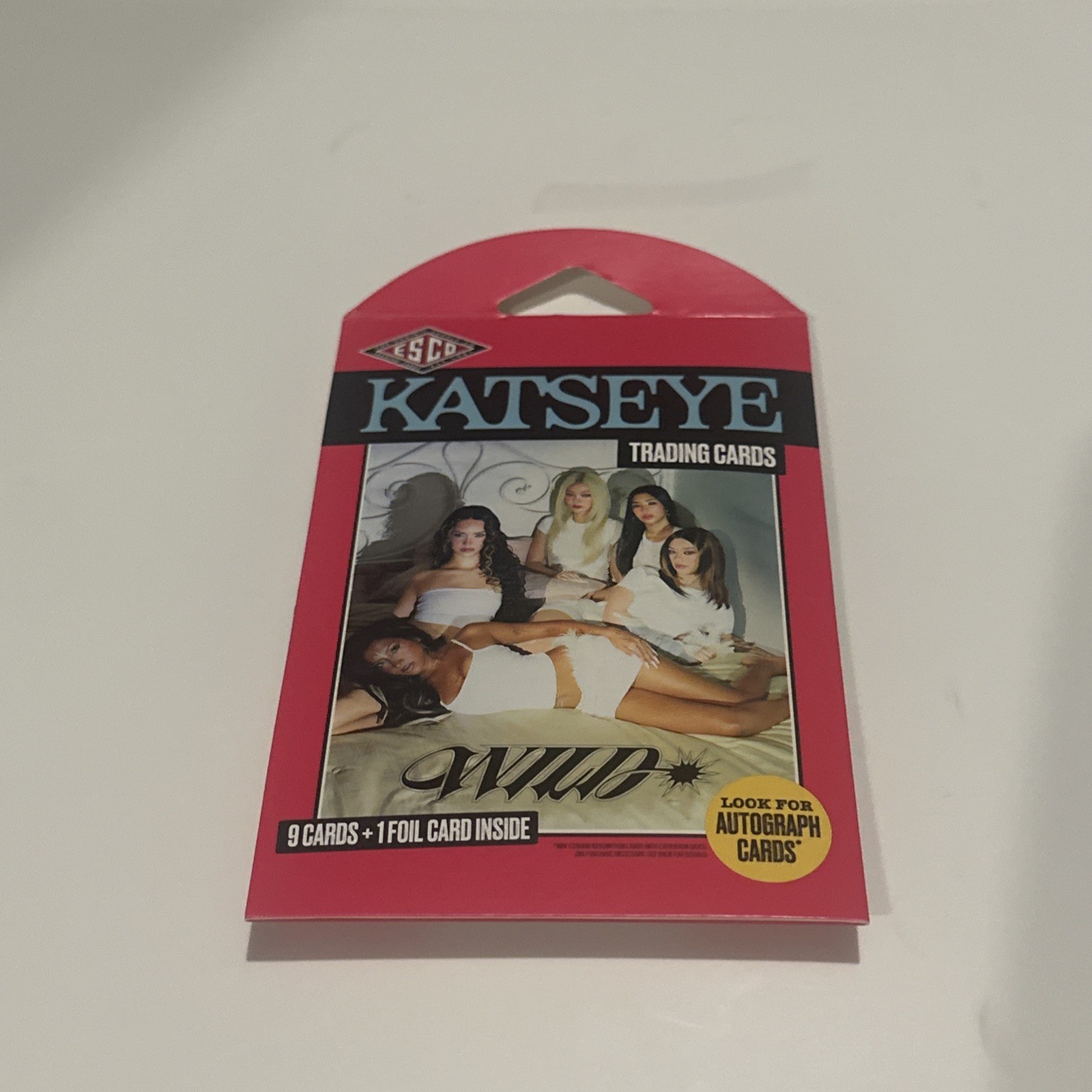 2026 Katseye Wild ESCO Trading Card Pack 9 Cards + 1 Foil