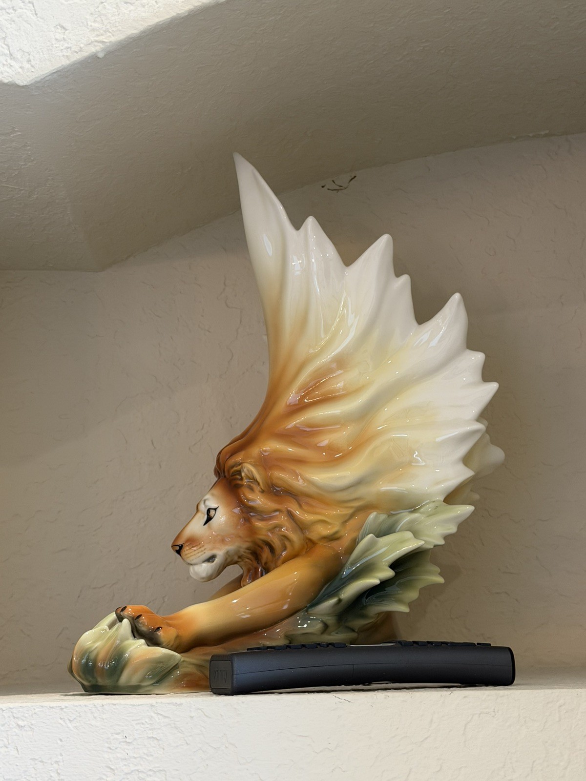 Franz Collection Porcelain Jungle Vase Lion