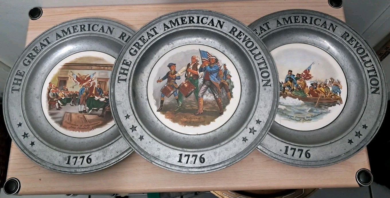THE GREAT AMERICAN REVOLUTION 1776  -  USA Bicentennial Collectible  3 Plates