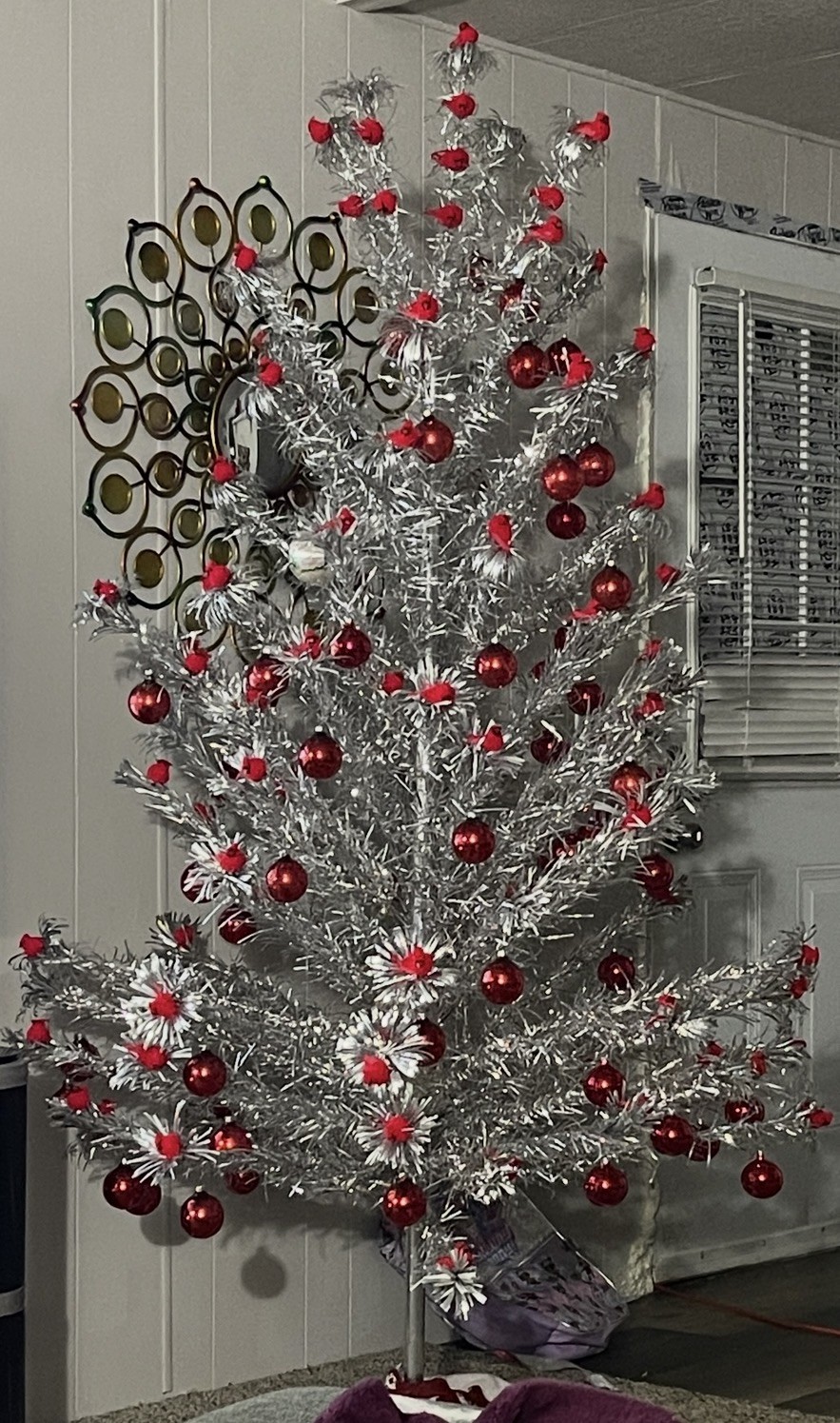 Vintage 9ft Aluminum Silver Christmas Tree 
