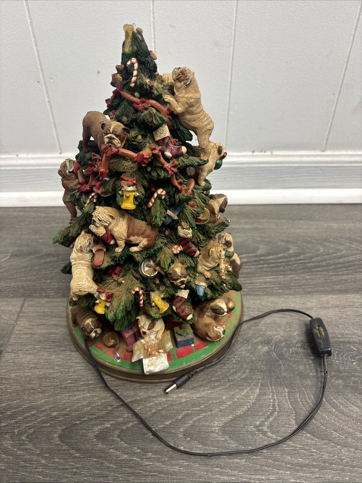 Vintage Danbury Mint English Bulldog Christmas Tree 2006 Discontinued Rare