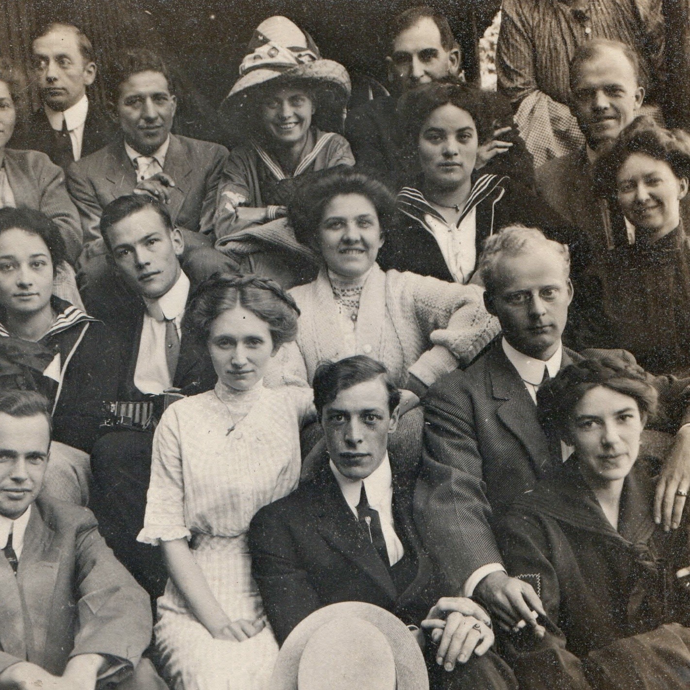 c1910s Large Group Men Women Porch Steps Snapshot Photo Sailor Collar Boater Hat