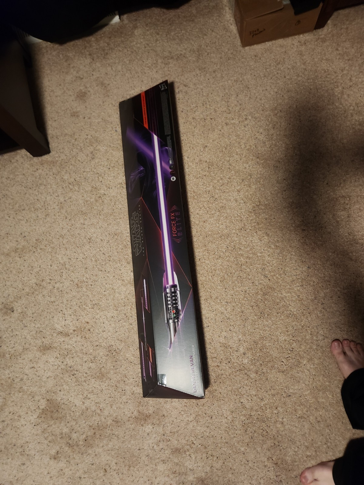 Hasbro Star Wars Black Series Darth Revan Force FX Elite Lightsaber Box Damage Hasbro Star Wars Black Series Darth Revan Force FX Elite Lightsaber Box Damage
