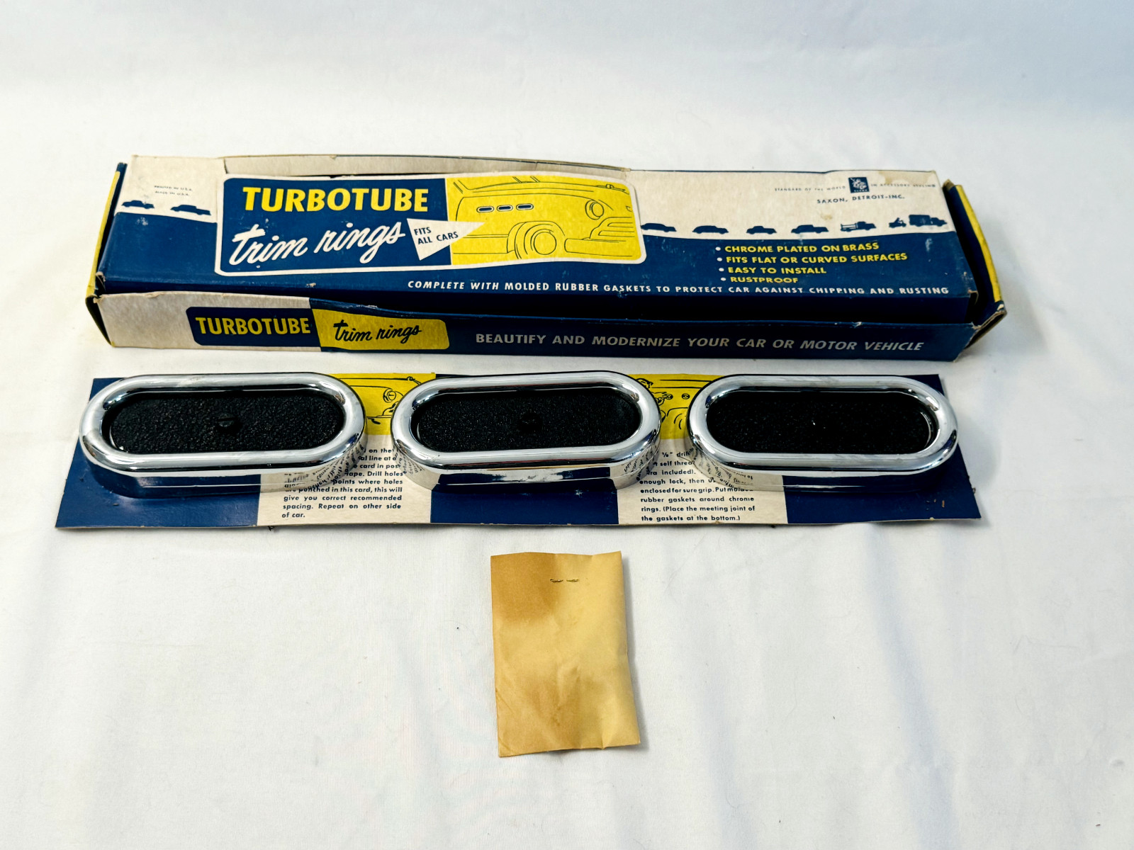 Old Vtg NOS Saxon Turbo Tube Automotive Fender Skirt Chrome Trim Rings With Box