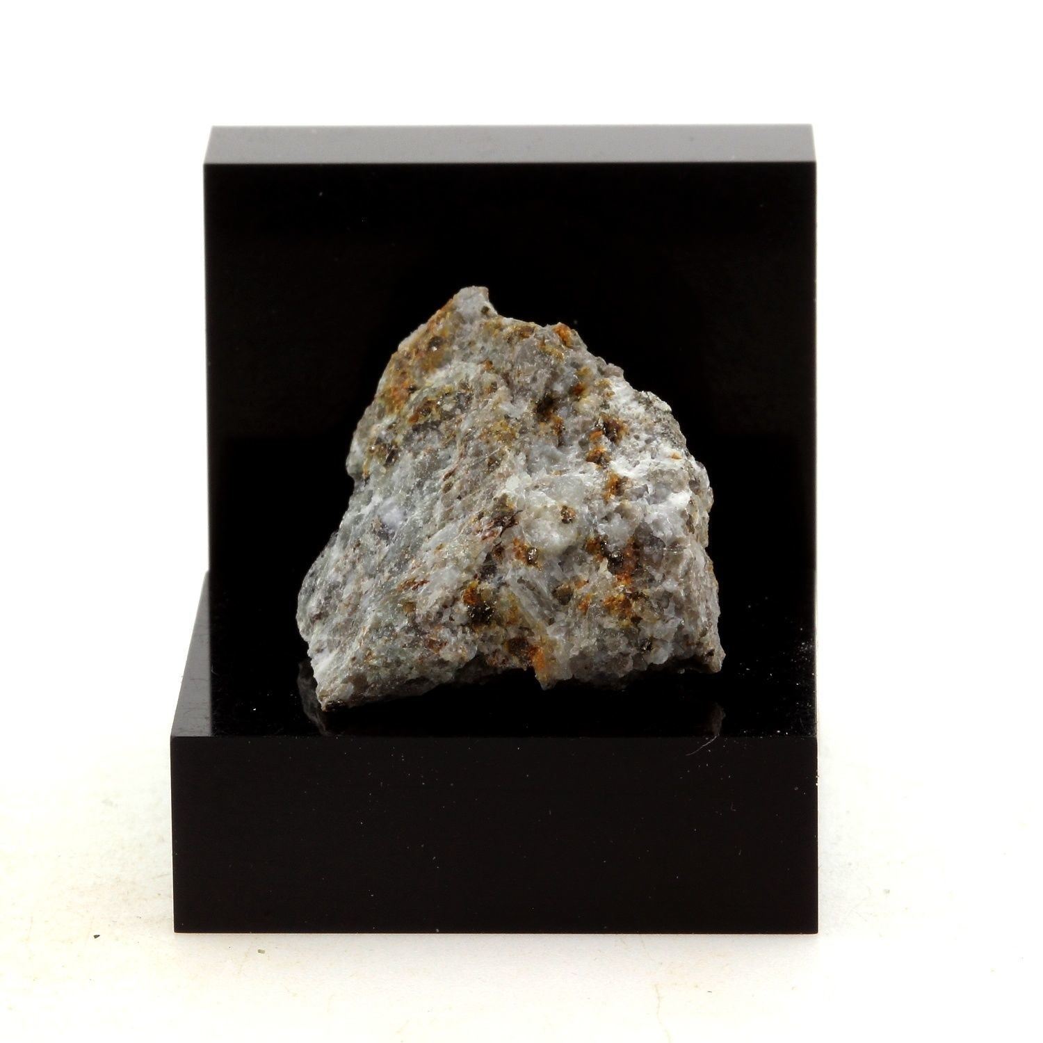Minerals And Gemstones. Mica. 35.17 CT. Kilmar, Quebec, Canada.