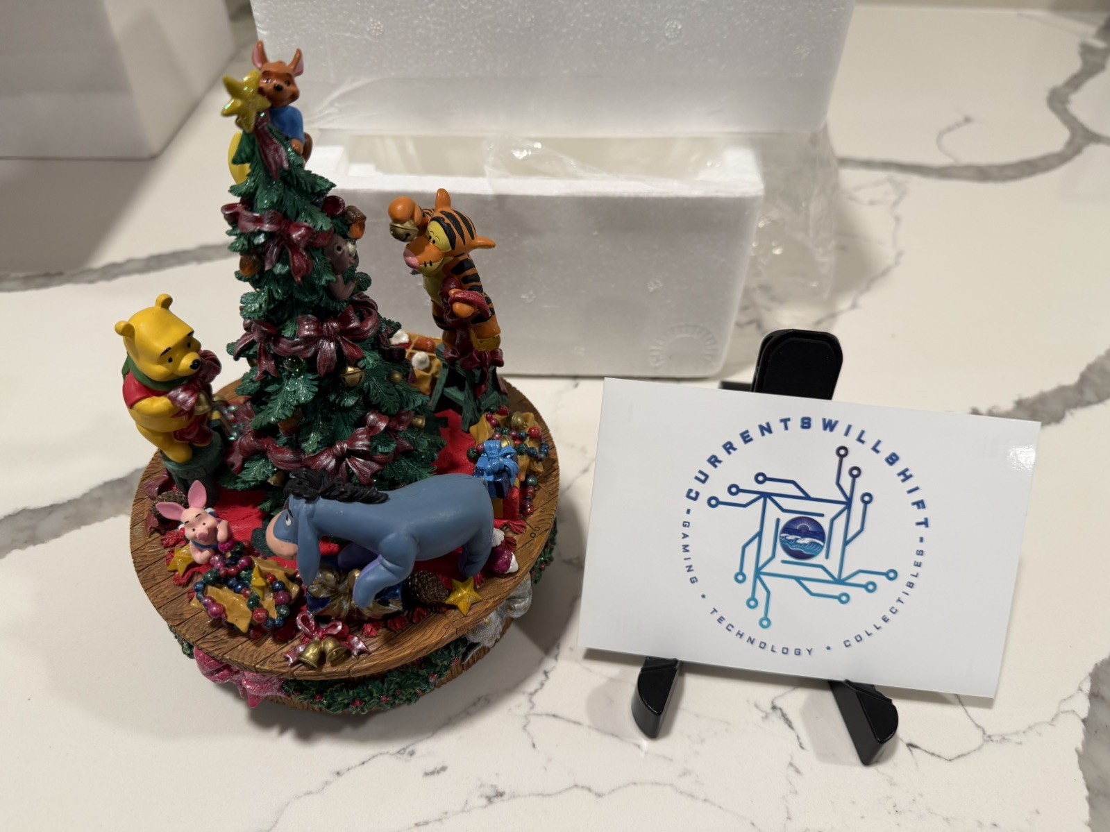RARE- Vintage music box- Winnie the Pooh -Christmas tree light - *SEE VIDEO*