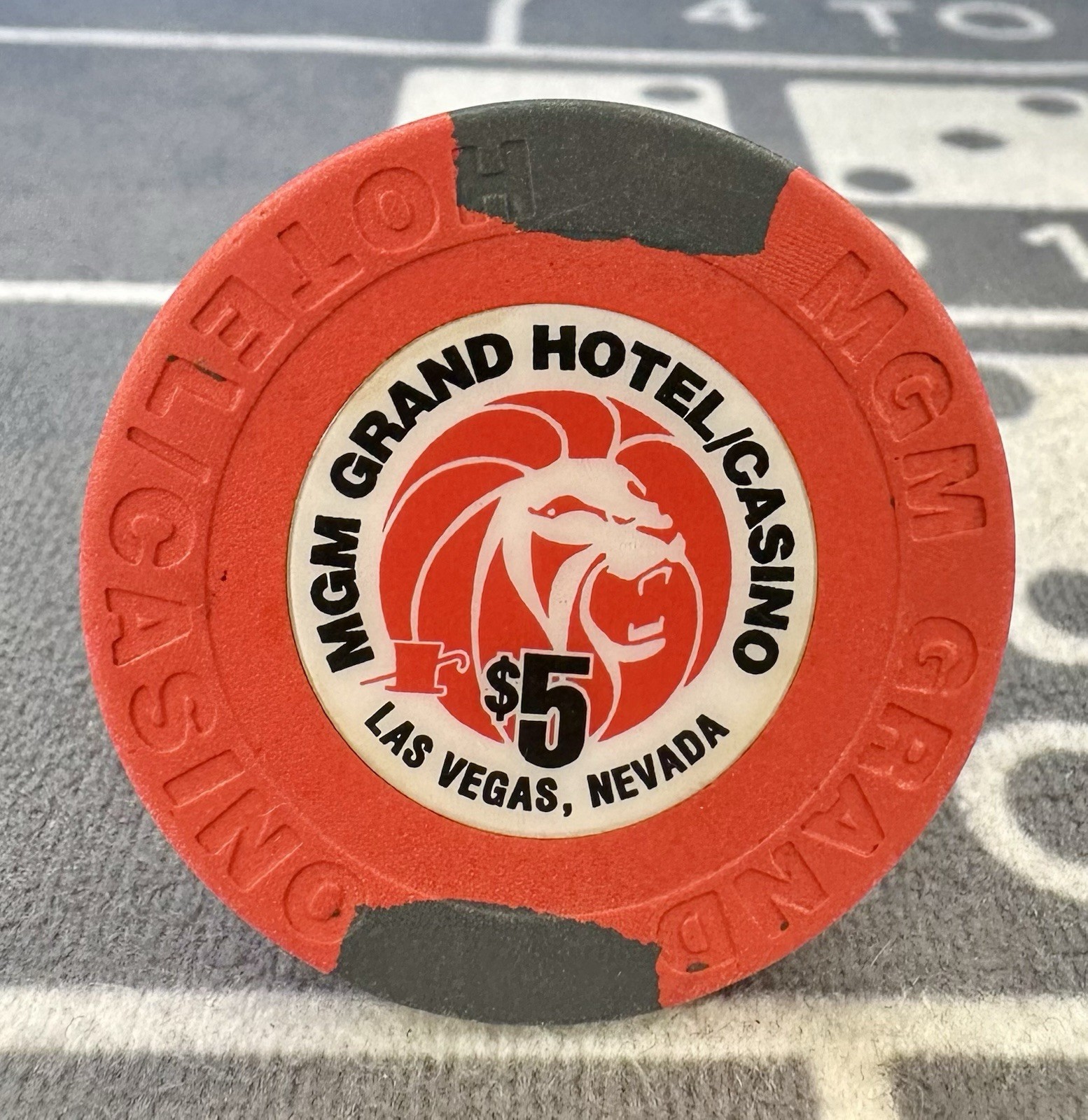 🎰🎲$5 MGM Grand Casino Chip Las Vegas🎲🎰