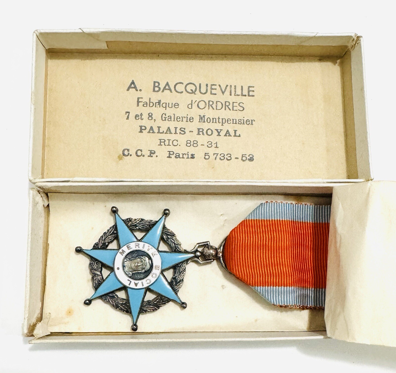 VTG Knight Order of Social Merit French Award Sterling Silver Medal Orig. Box