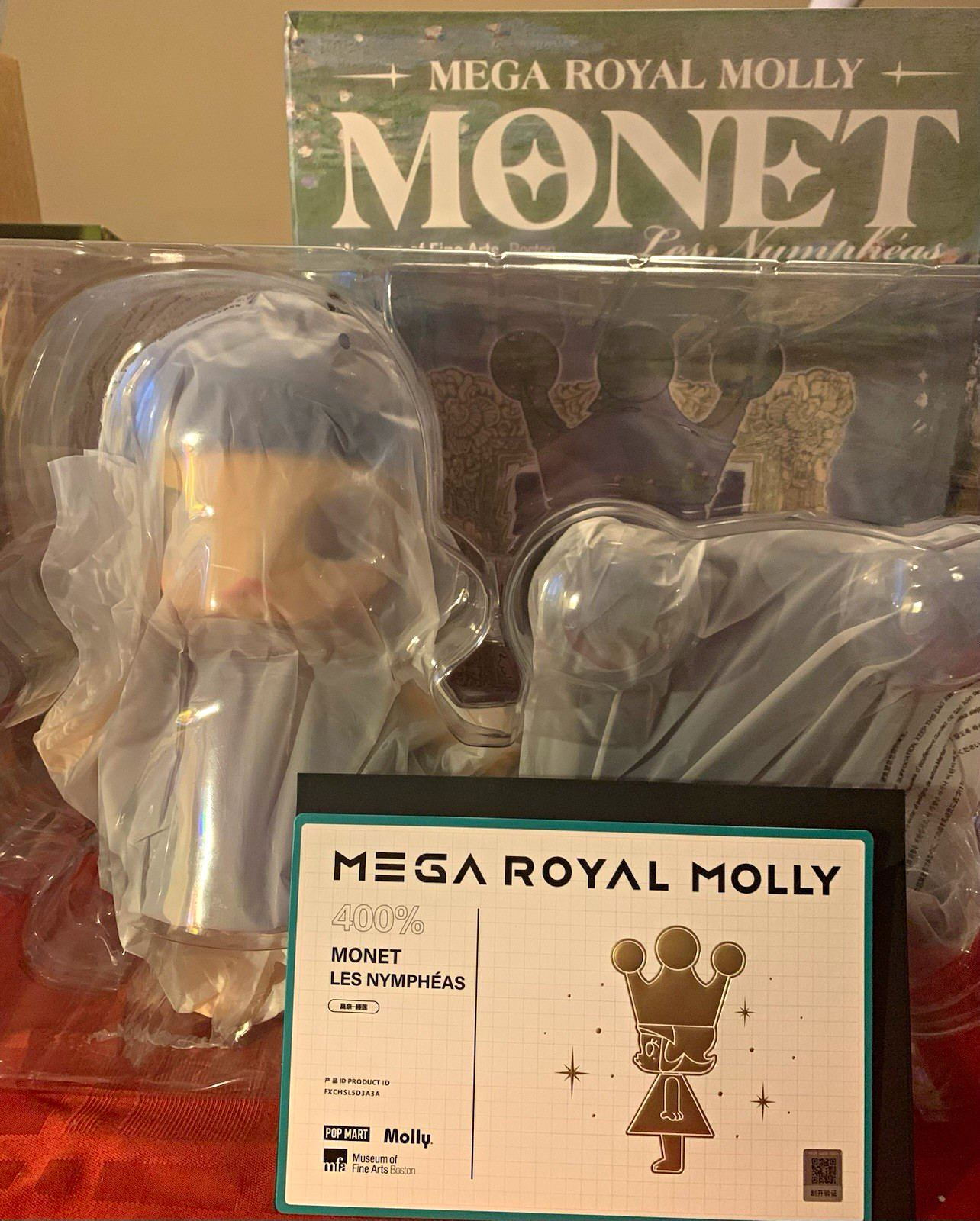 POP MART Mega Royal Molly 400% Monet Les Nymphéas MFA Boston Exclusive Figure POP MART Mega Royal Molly 400% Monet Les Nymphéas MFA Boston Exclusive Figure